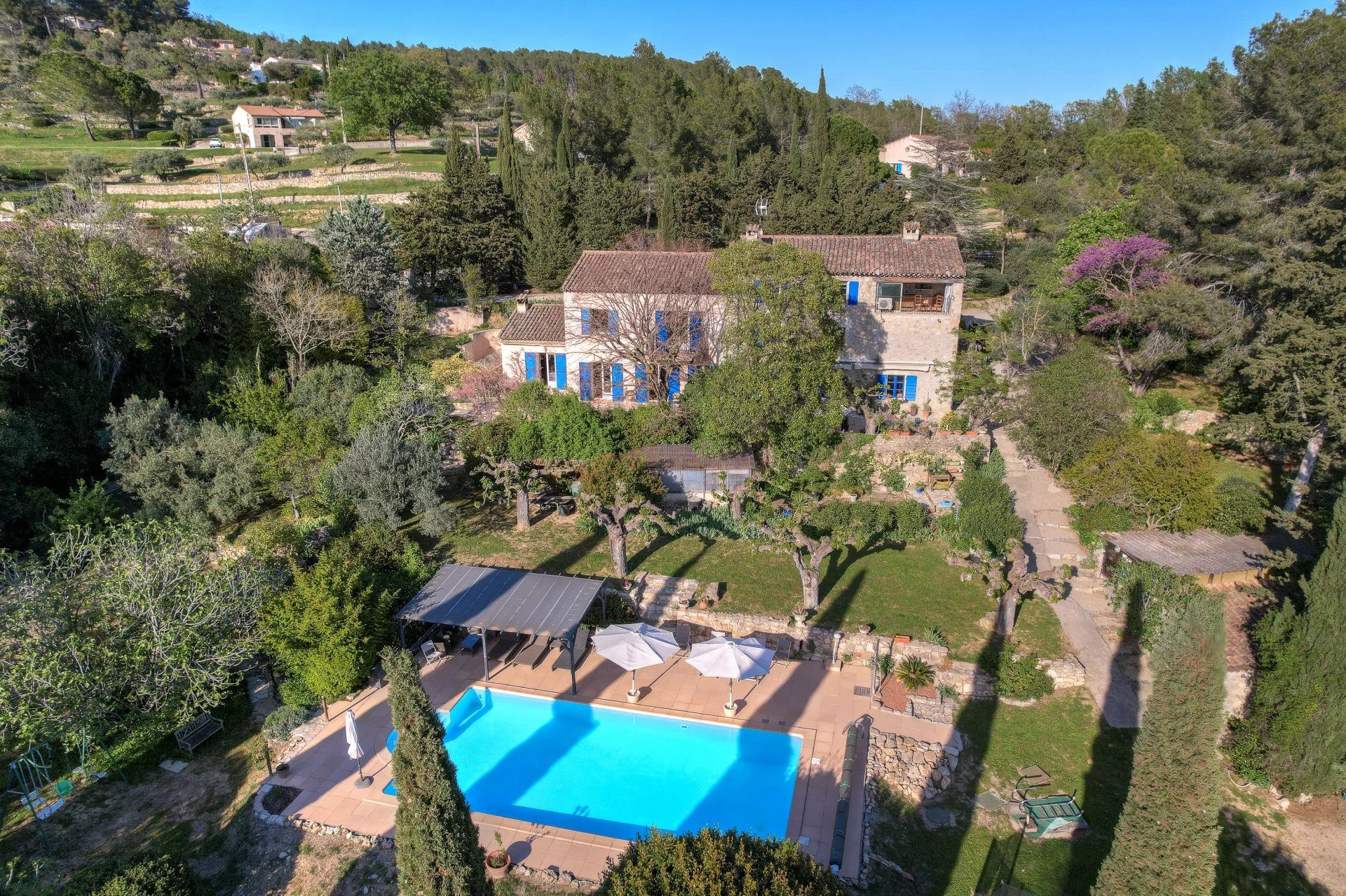 Maison à vendre à Draguignan, 342 m²