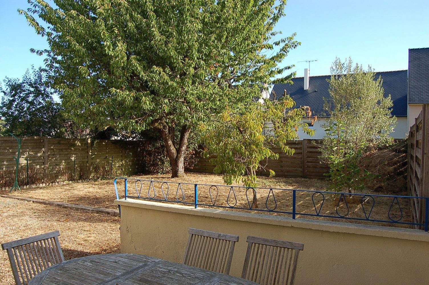 Peaceful House with 4 Bedrooms 2