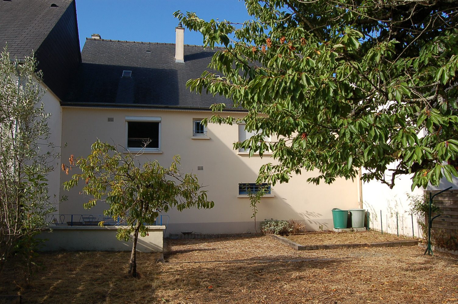 Peaceful House with 4 Bedrooms 3