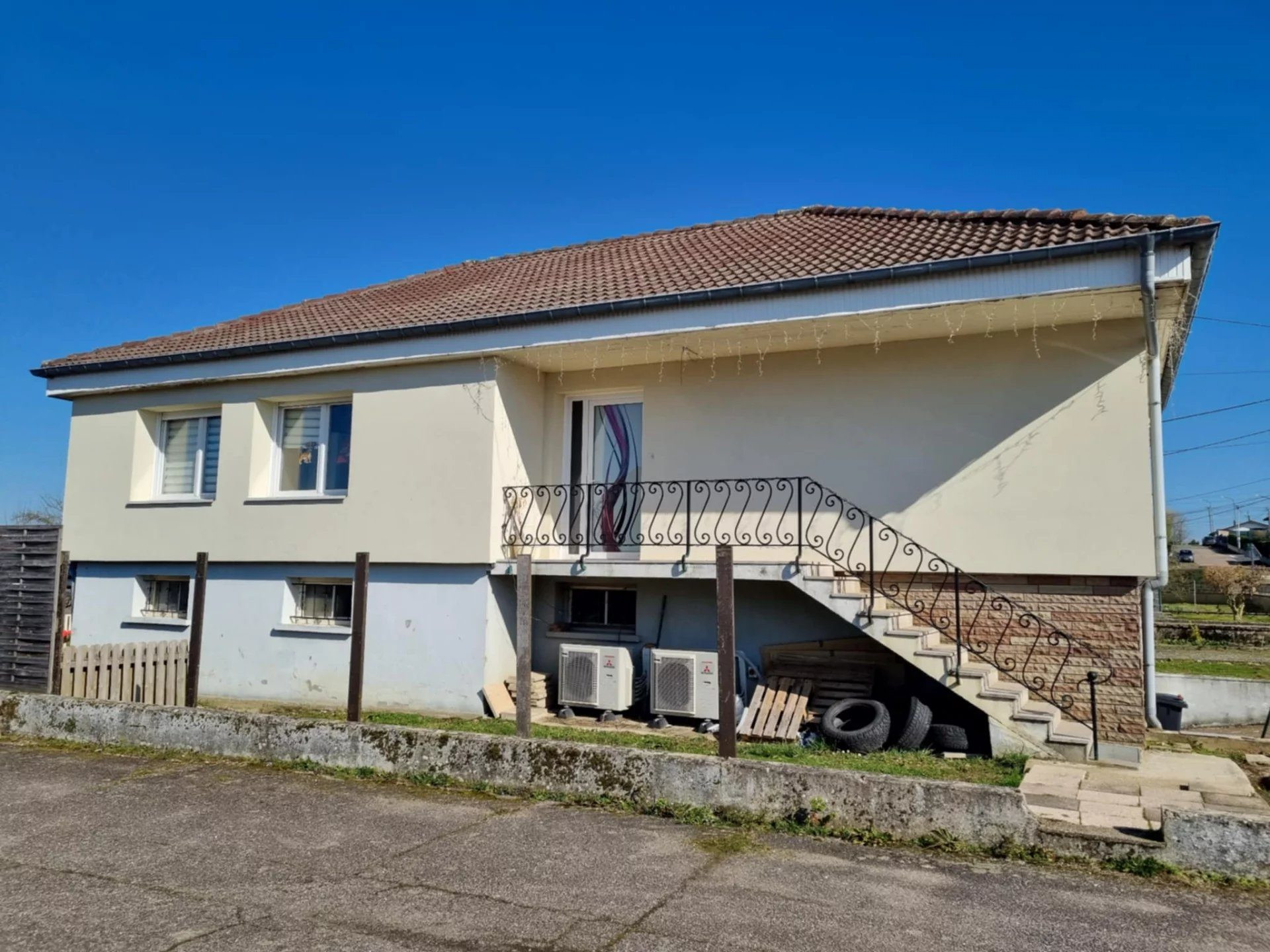 House for sale in Avricourt, 100 m²