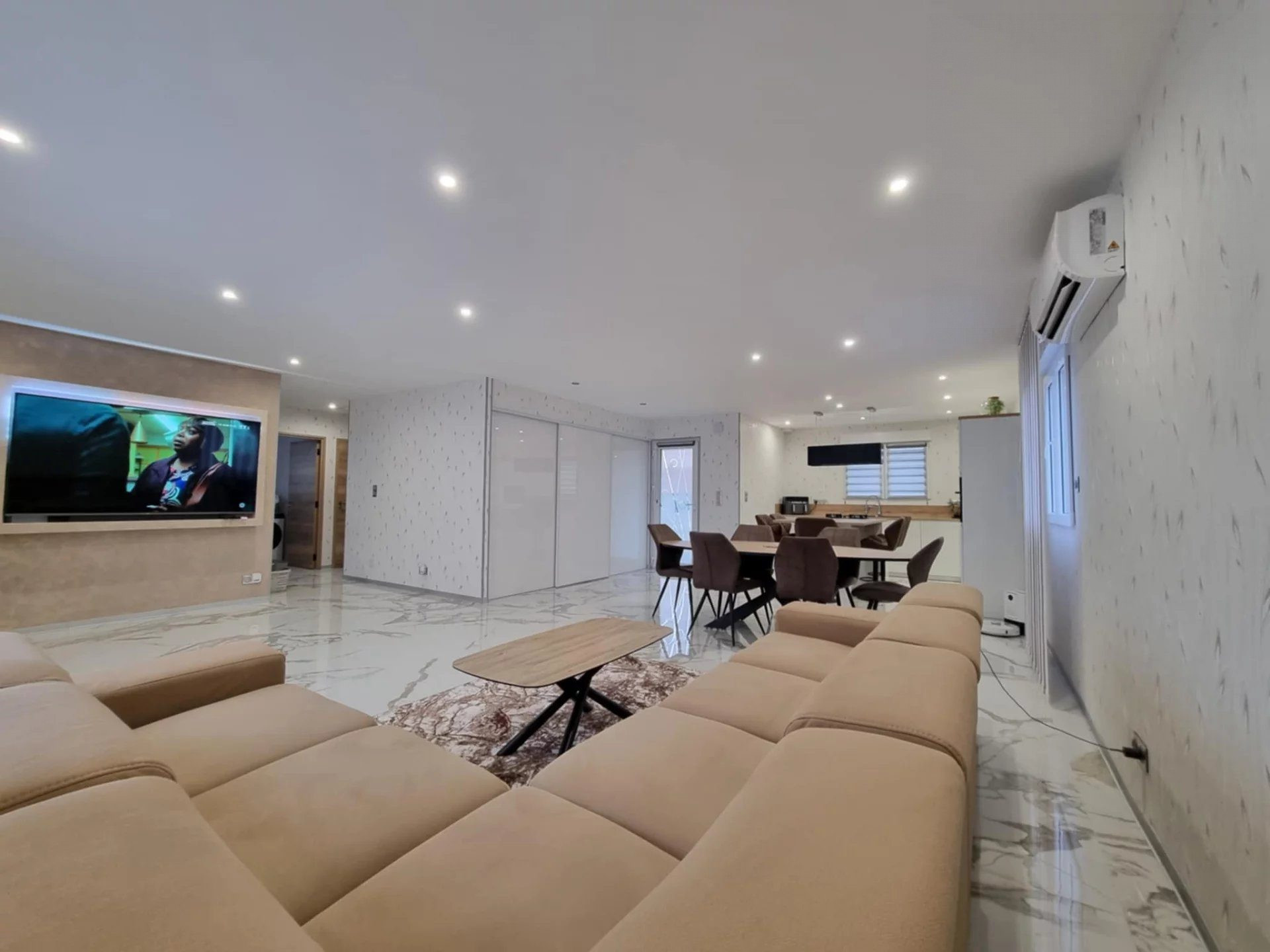 Splendid Contemporary Single-Story Home for Sale in Hesse 5