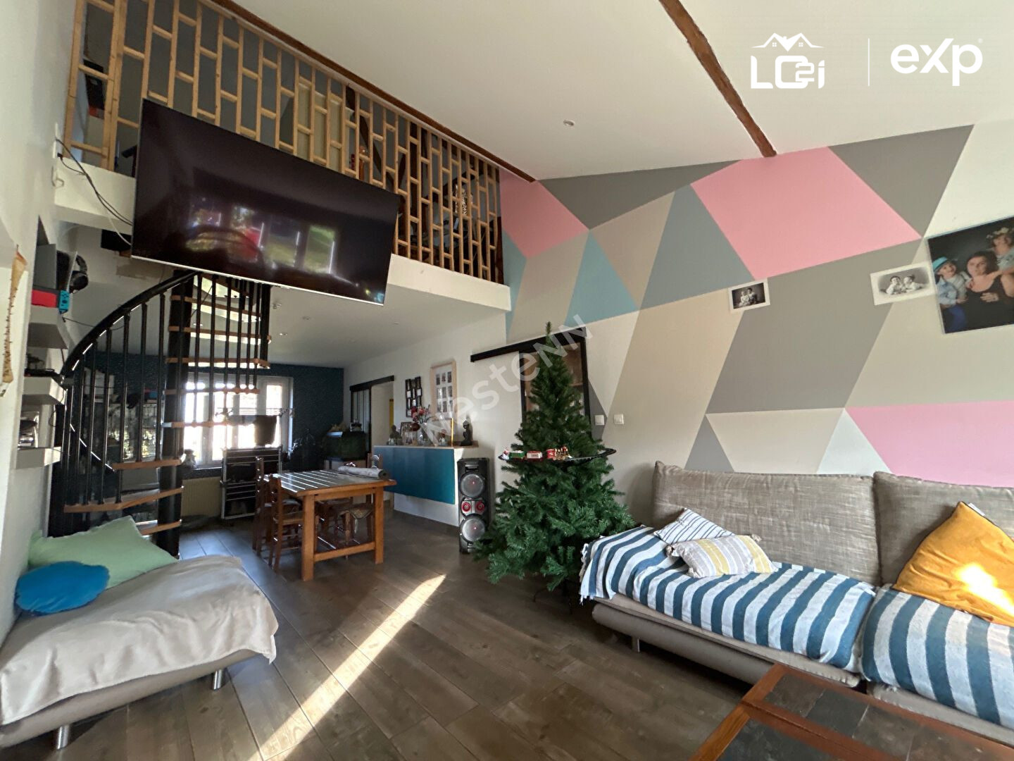House for sale in Saint-Germain-du-Plain, 194 m²