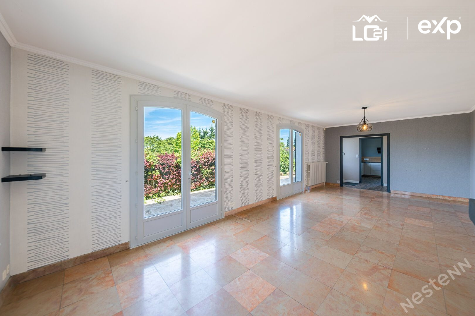 Maison à vendre à Fontaines, 195 m²