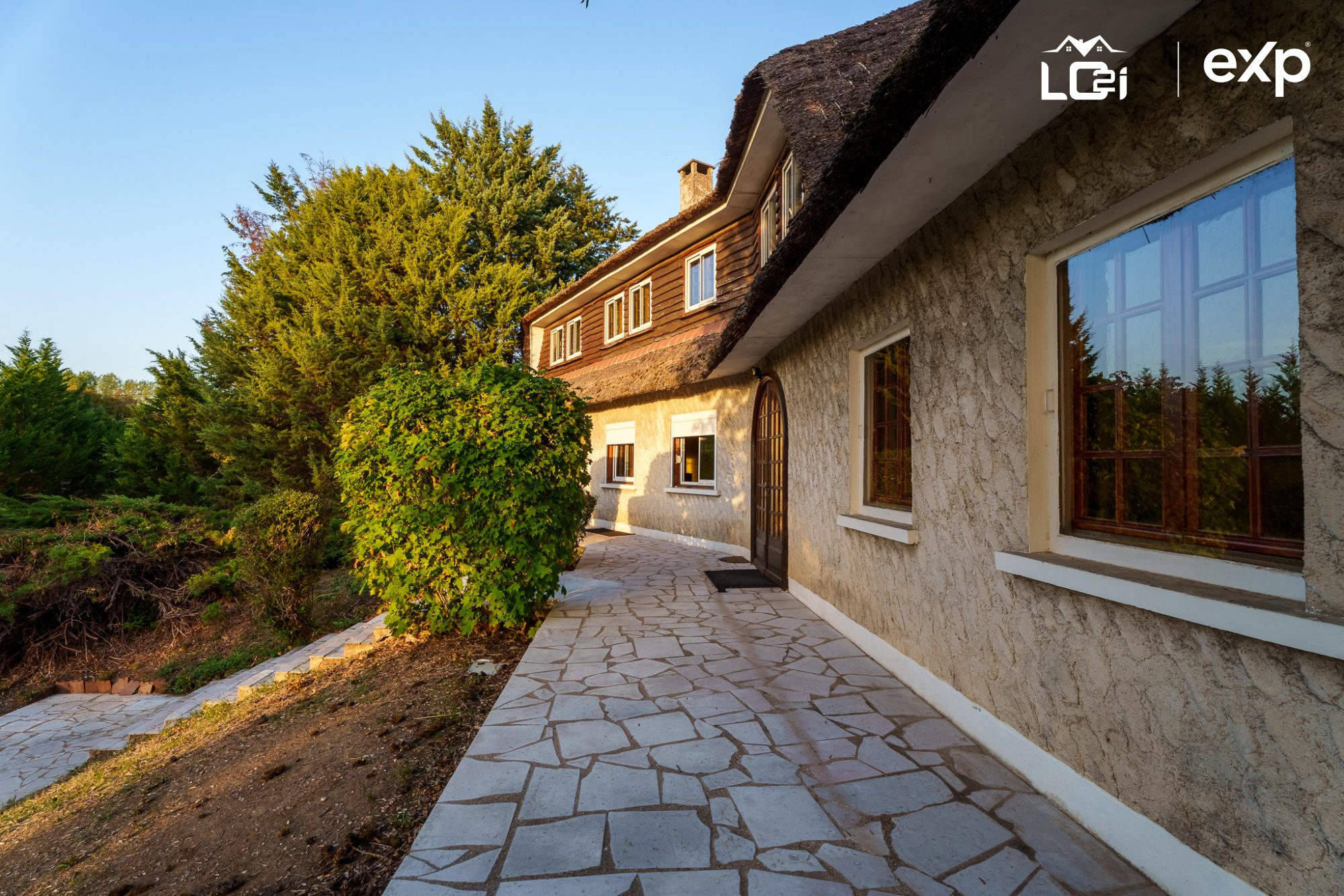 Maison à vendre à Châtenoy-en-Bresse, 315 m²