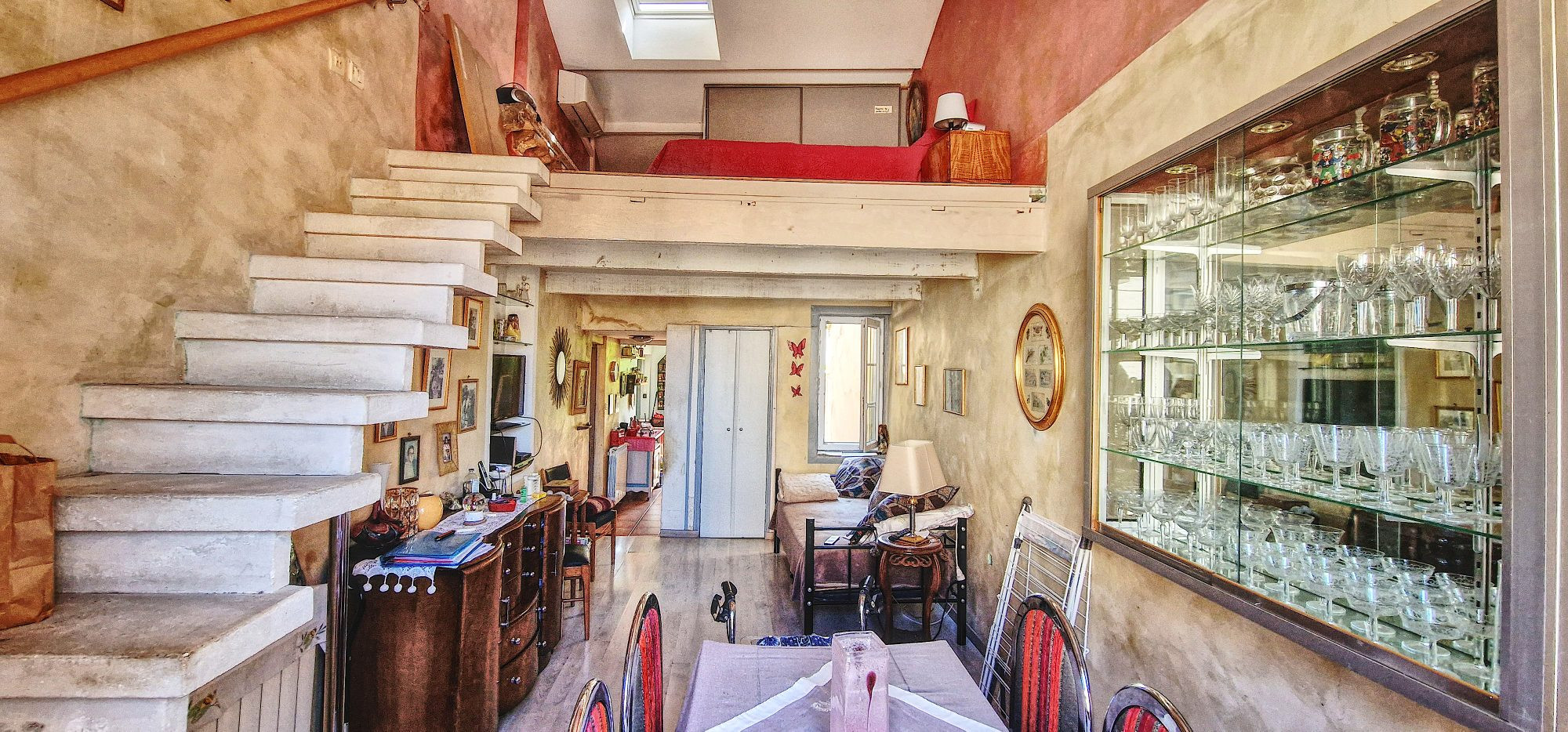 Ancienne à vendre à Avignon, 69 m²