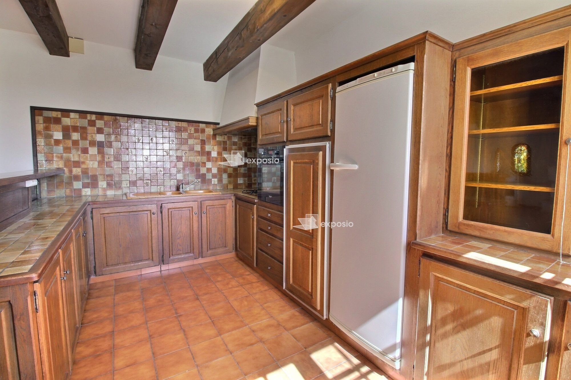 Maison à vendre à Saint-Saturnin-lès-Apt, 190 m²