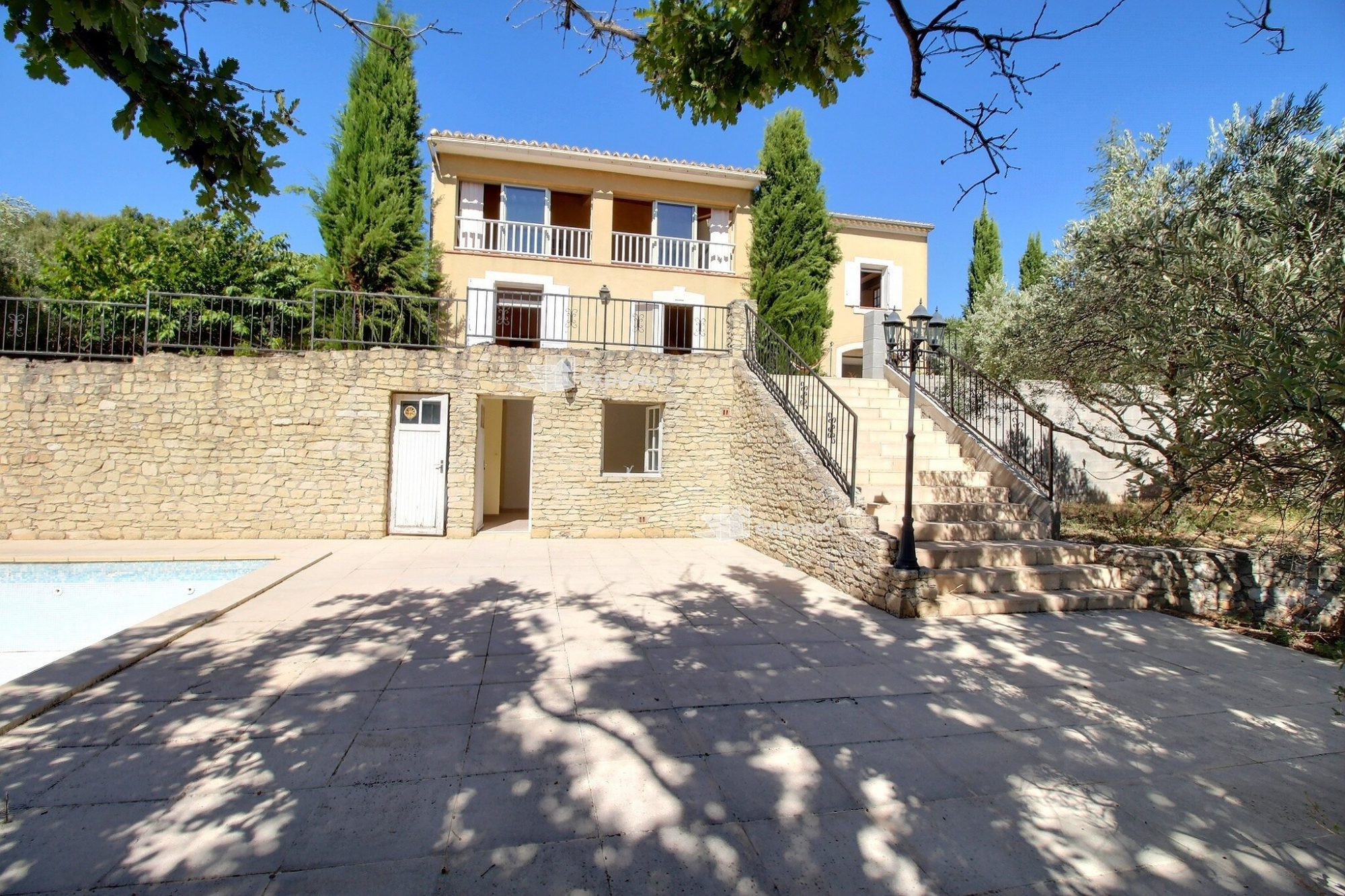 Maison à vendre à Saint-Saturnin-lès-Apt, 190 m²