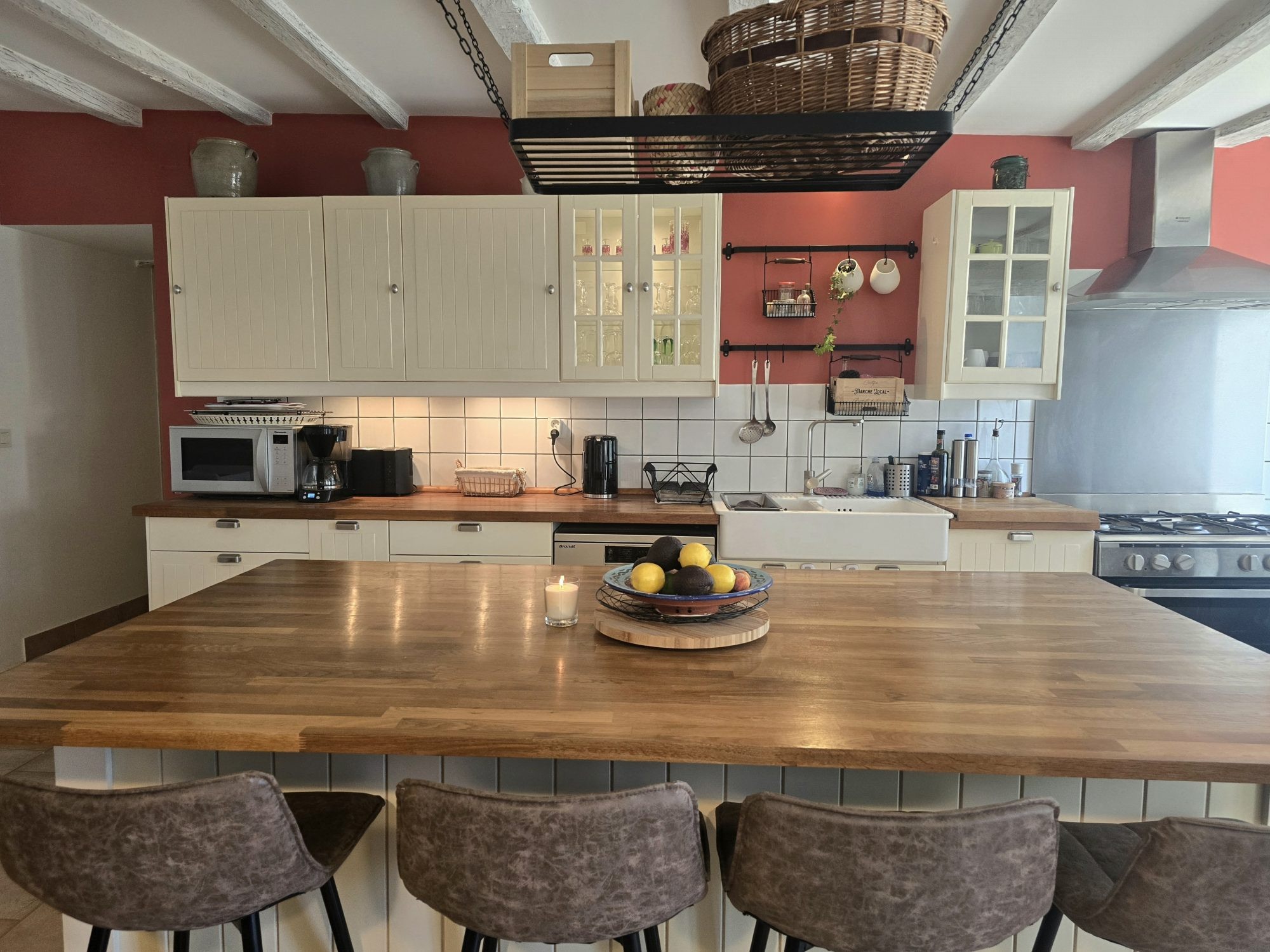 Maison à vendre à Montboyer, 200 m²