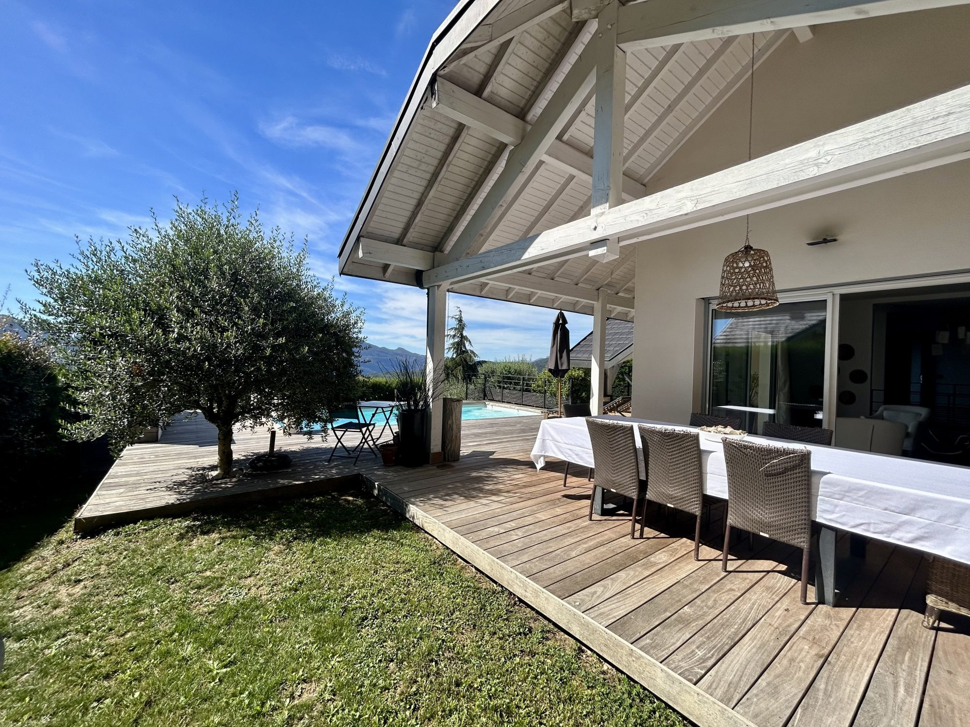Maison à vendre à Pugny-Chatenod, 180 m²