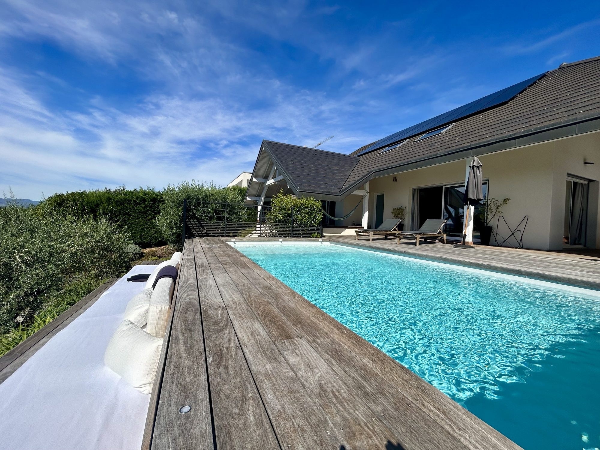 Maison à vendre à Pugny-Chatenod, 180 m²
