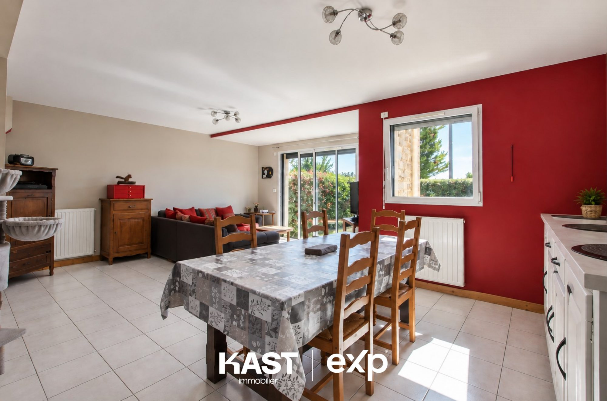 Maison à vendre à Châteaugiron, 106 m²