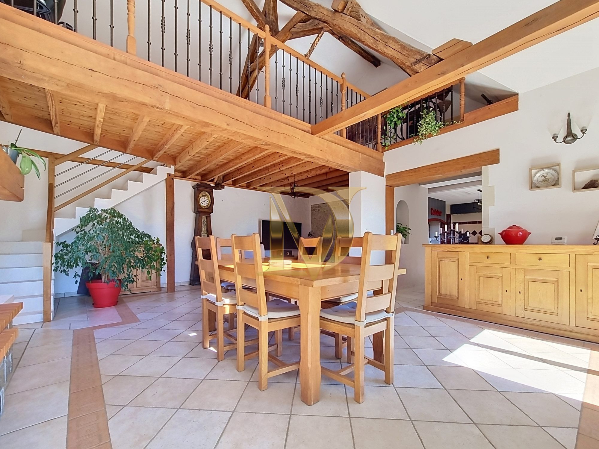 Maison à vendre à Céré-la-Ronde, 173 m²