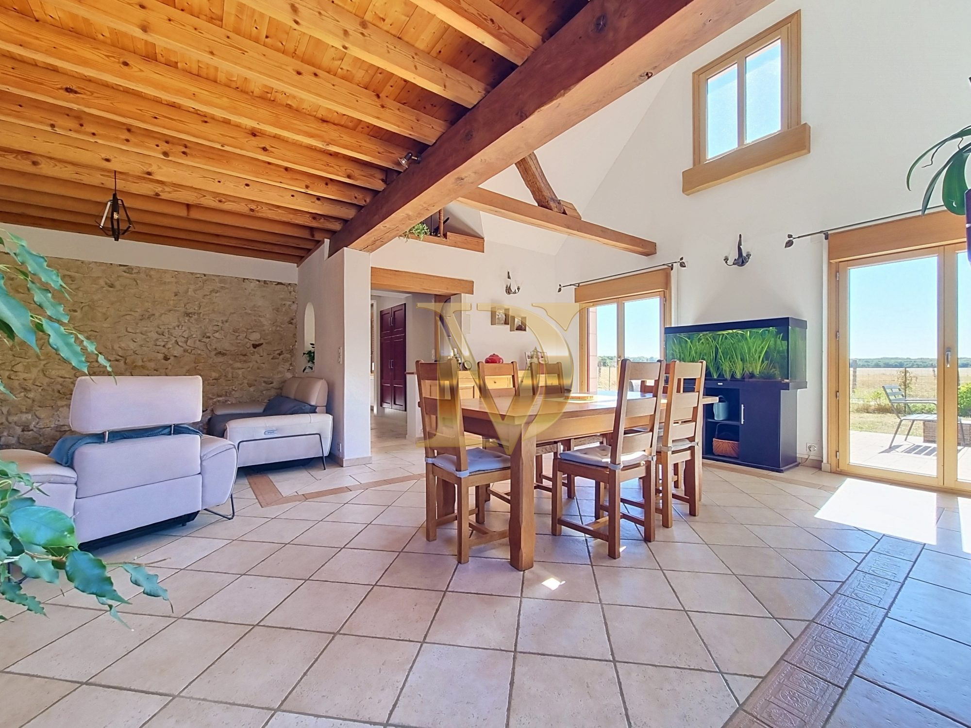 Maison à vendre à Céré-la-Ronde, 173 m²