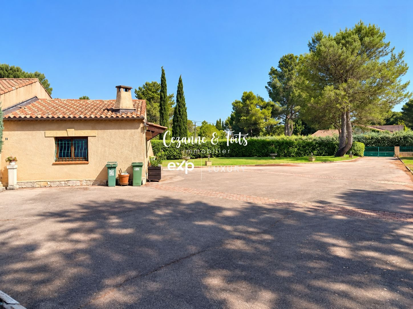 Maison for sale in Cabriès, 200 m²