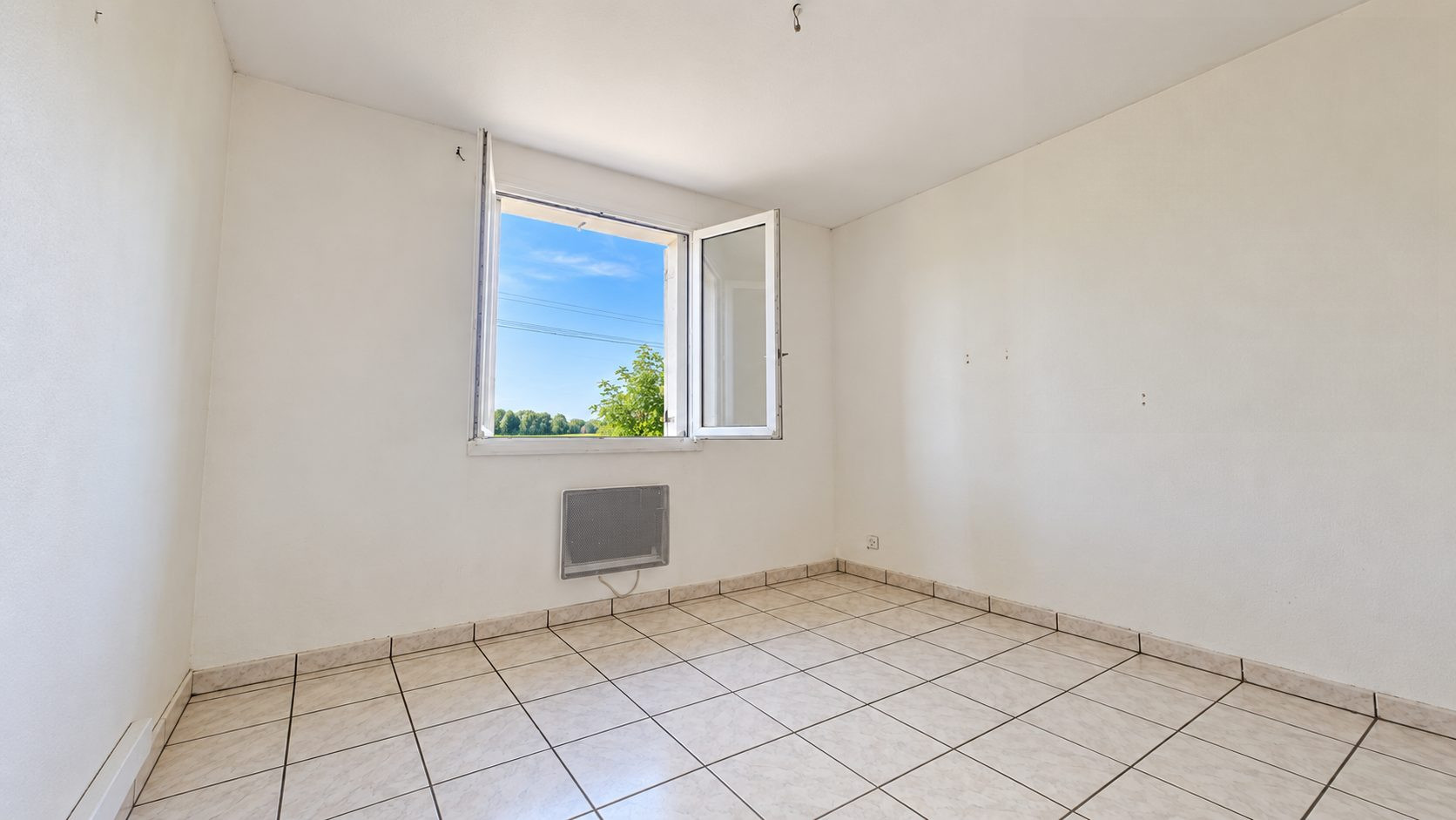 House for sale in Pierre-de-Bresse, 90 m²