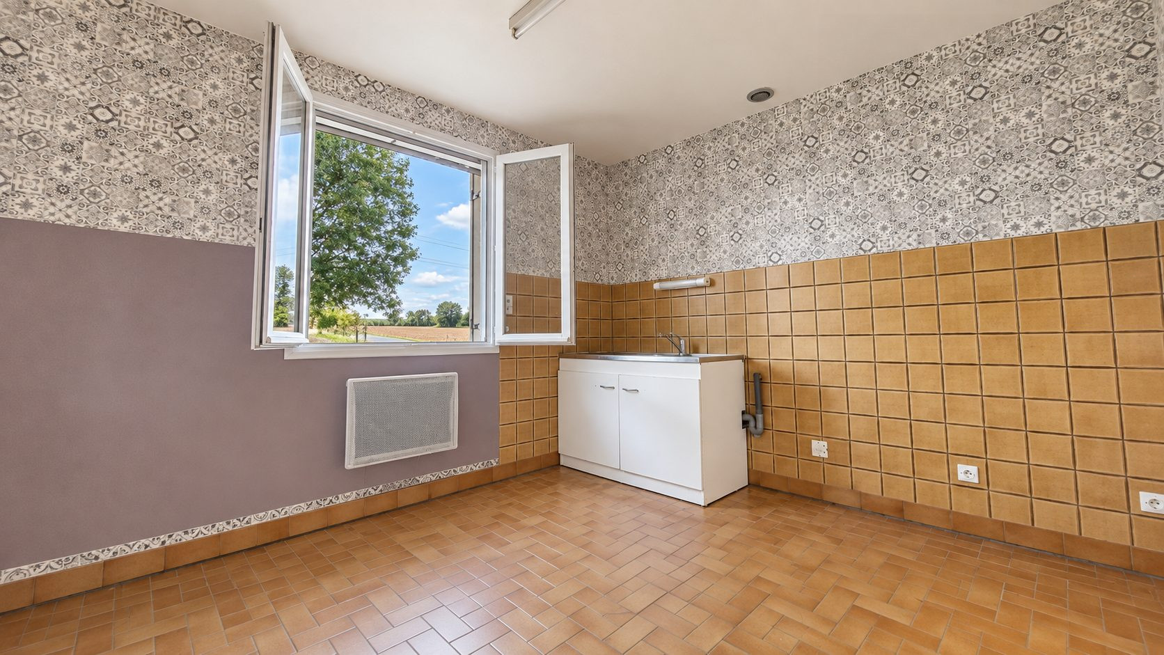 House for sale in Pierre-de-Bresse, 90 m²