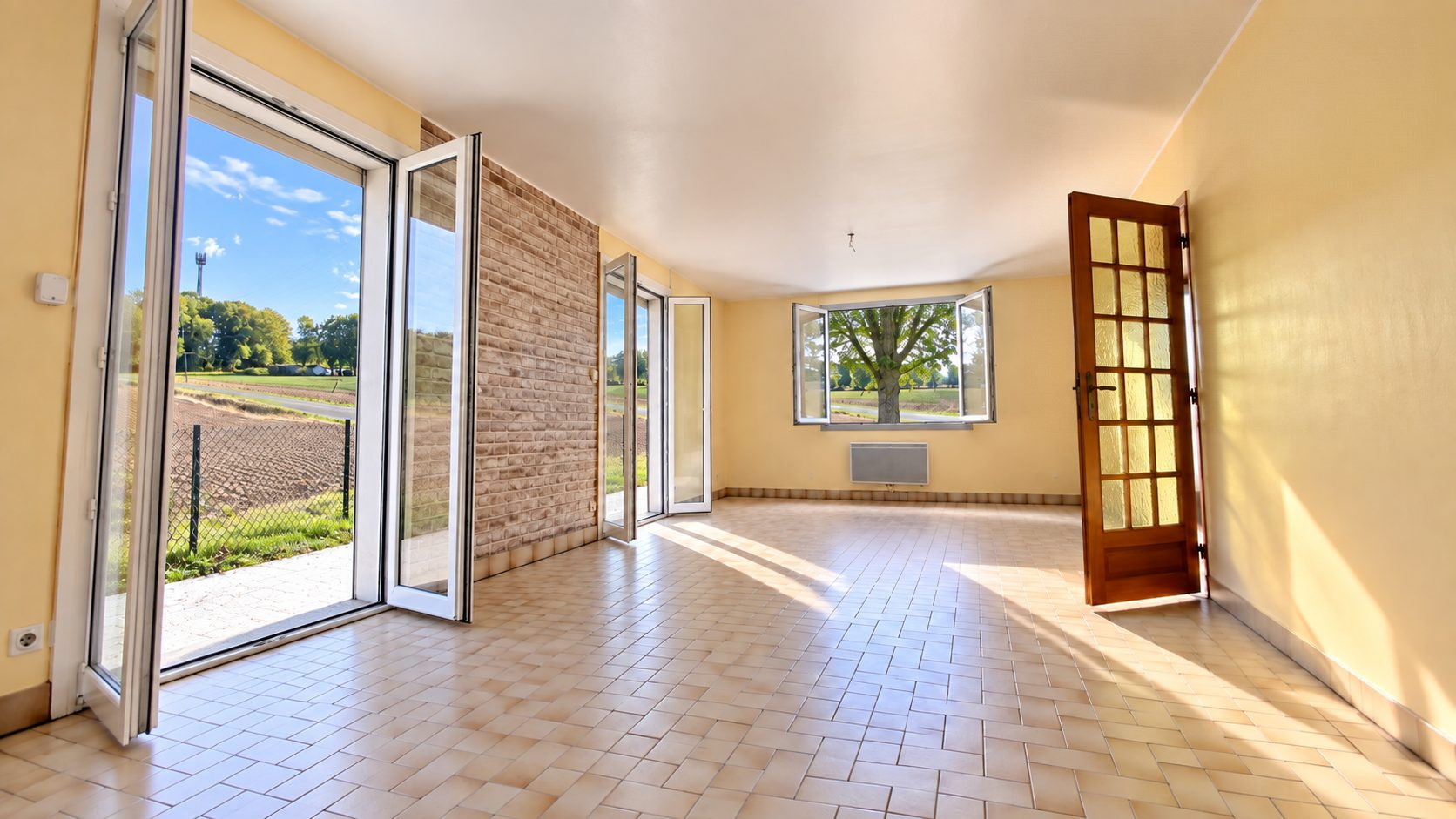 House for sale in Pierre-de-Bresse, 90 m²