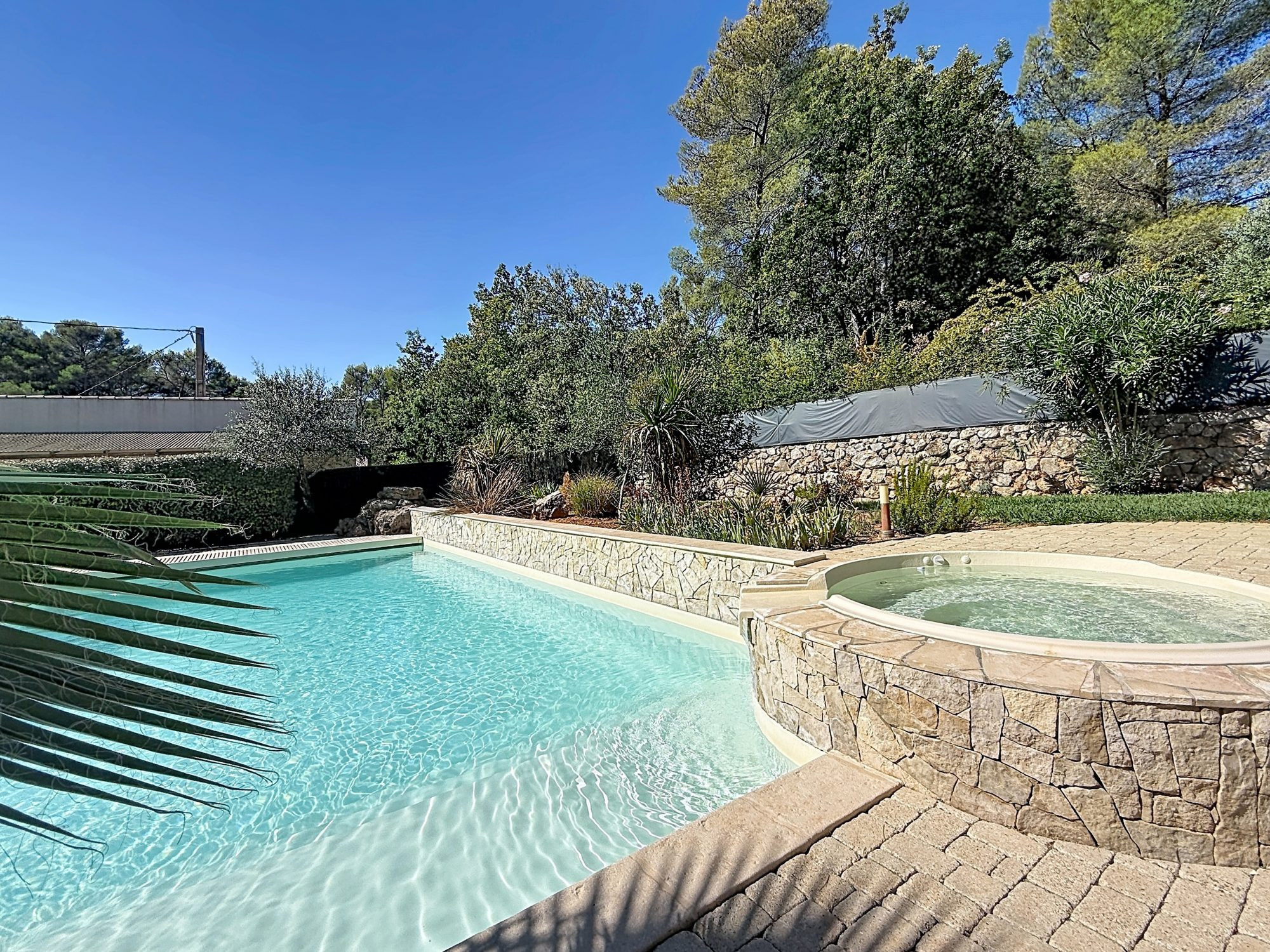 Maison à vendre à Draguignan, 184 m²