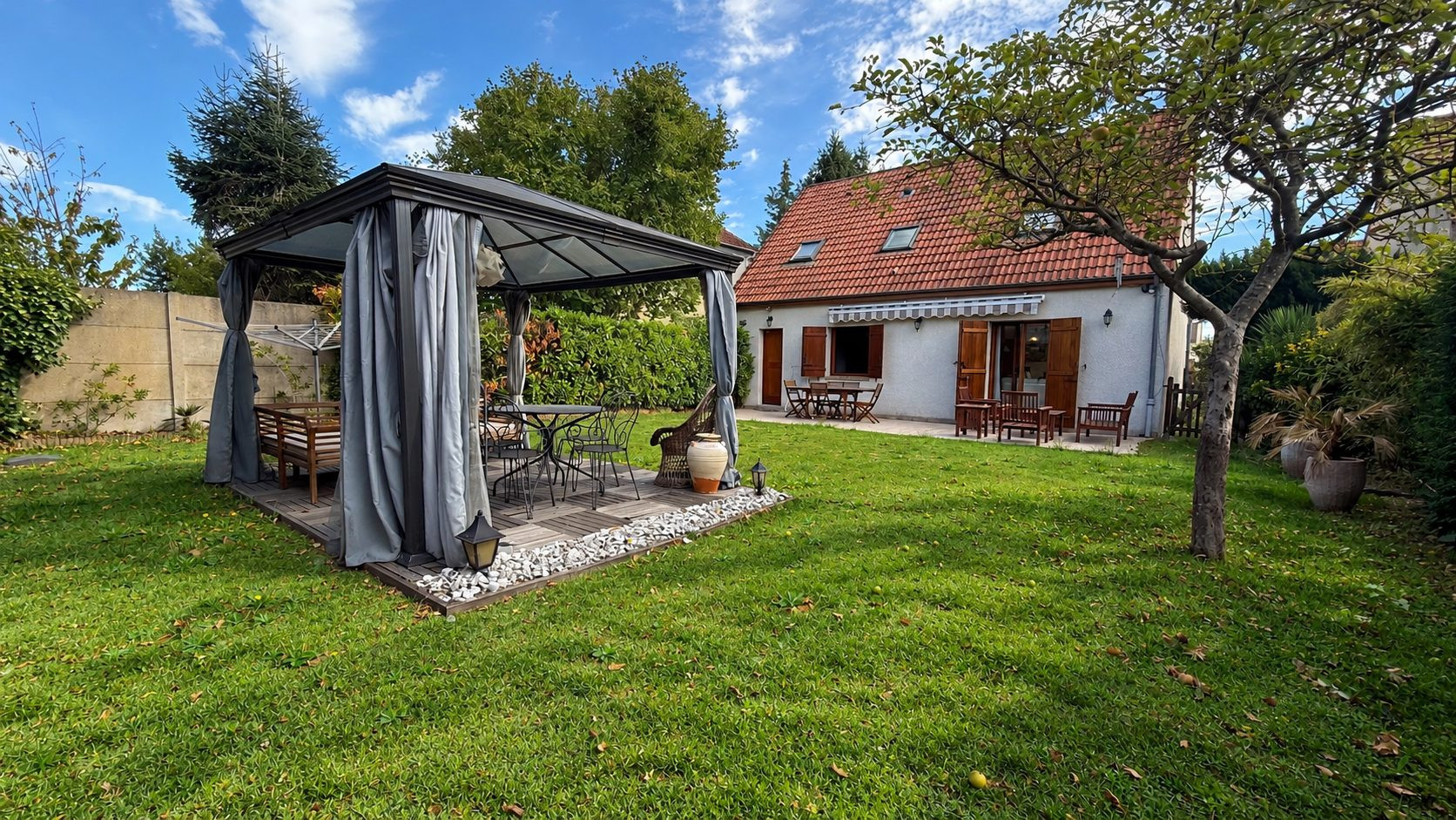Maison familiale 105 m² avec jardin – 3 chambres possibilité 4e