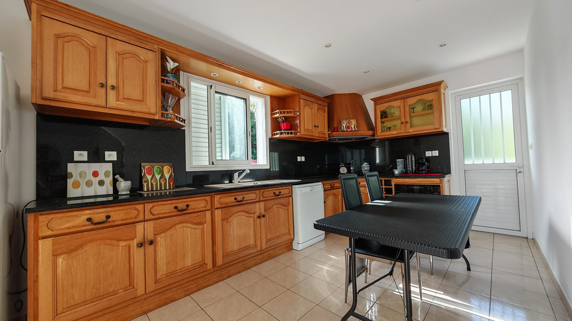 Maison à vendre à Saint-Pierre, 185 m²