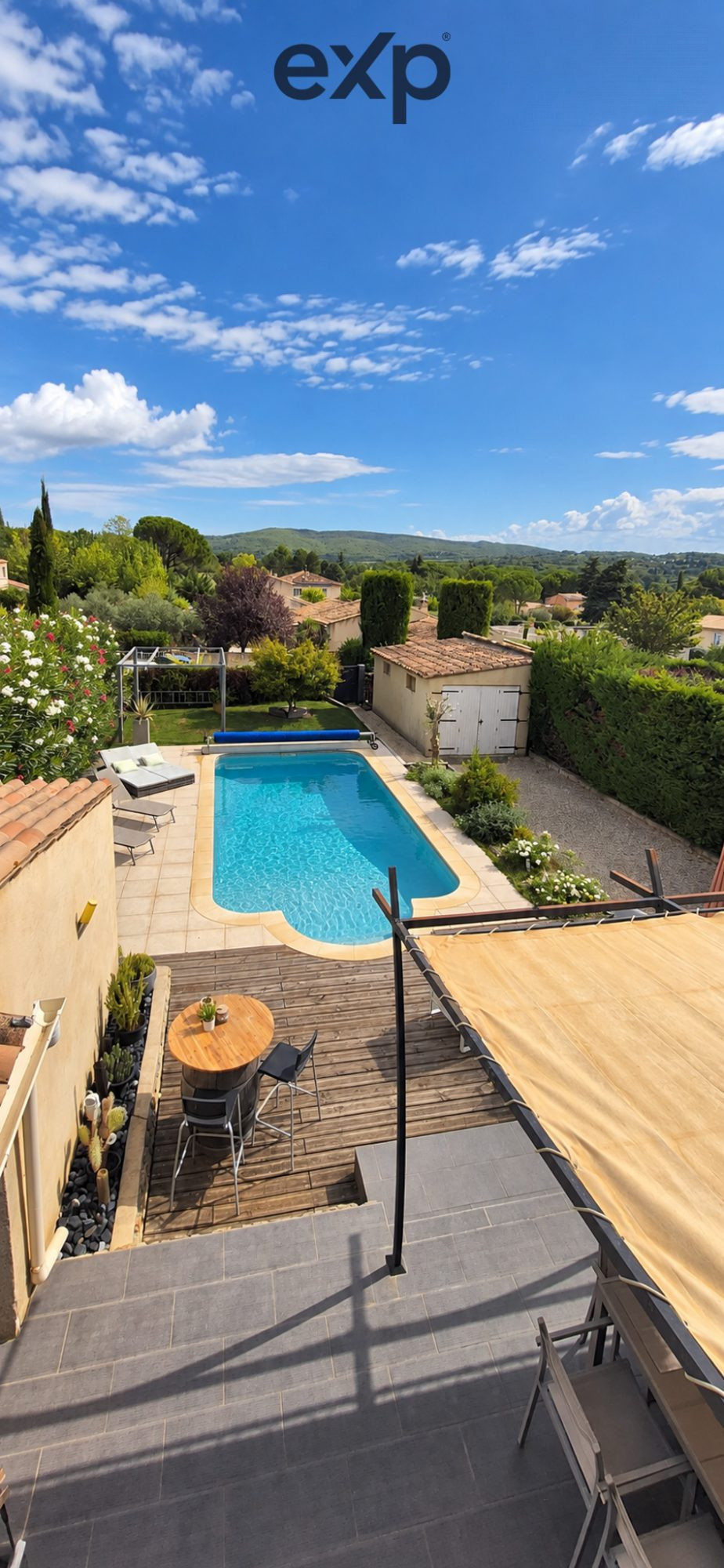 Nouveauté, maison T4 avec dépendances et piscine sur terrain clos.