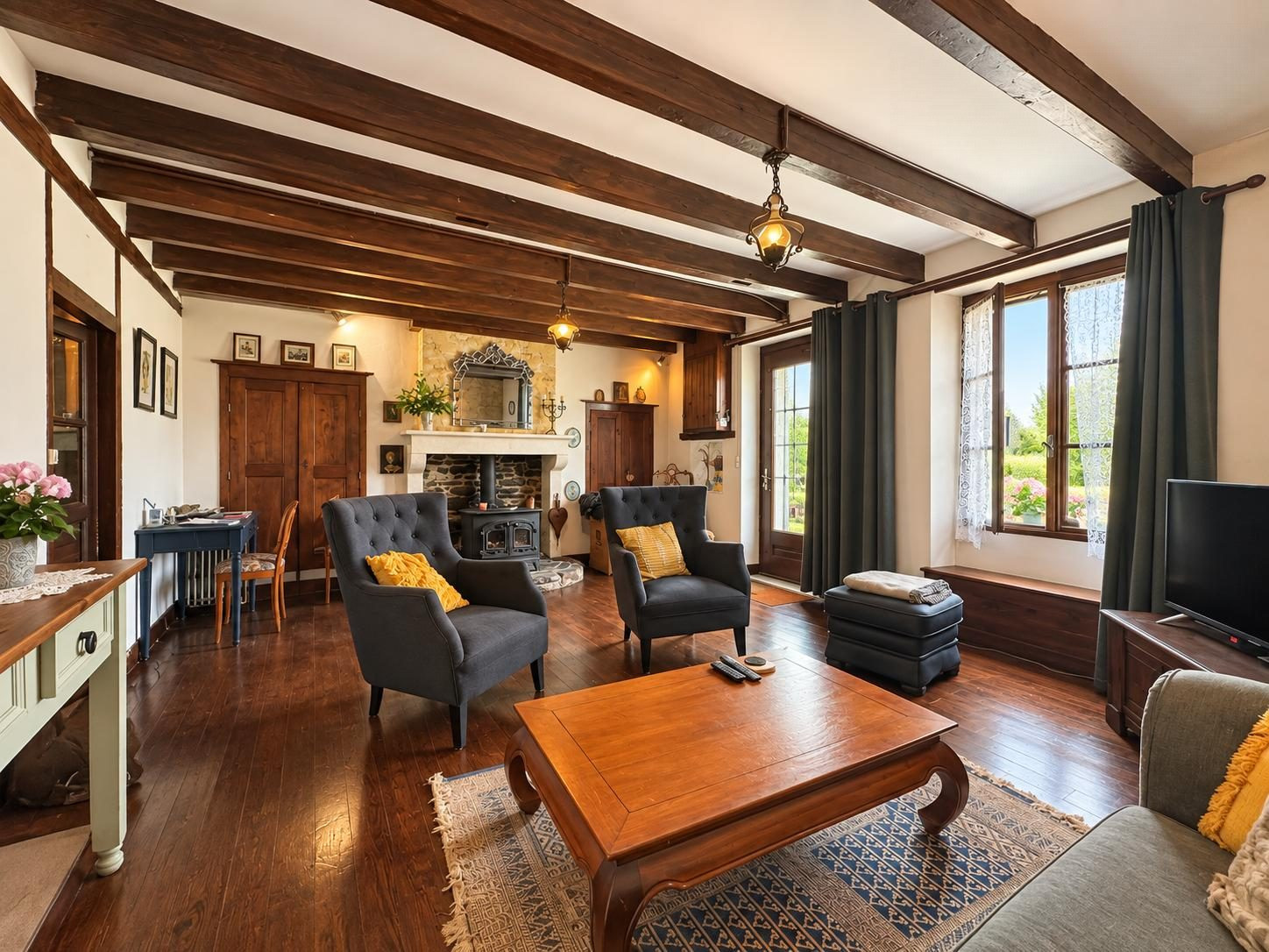 Maison for sale in Val-d’Oire-et-Gartempe, 156 m²