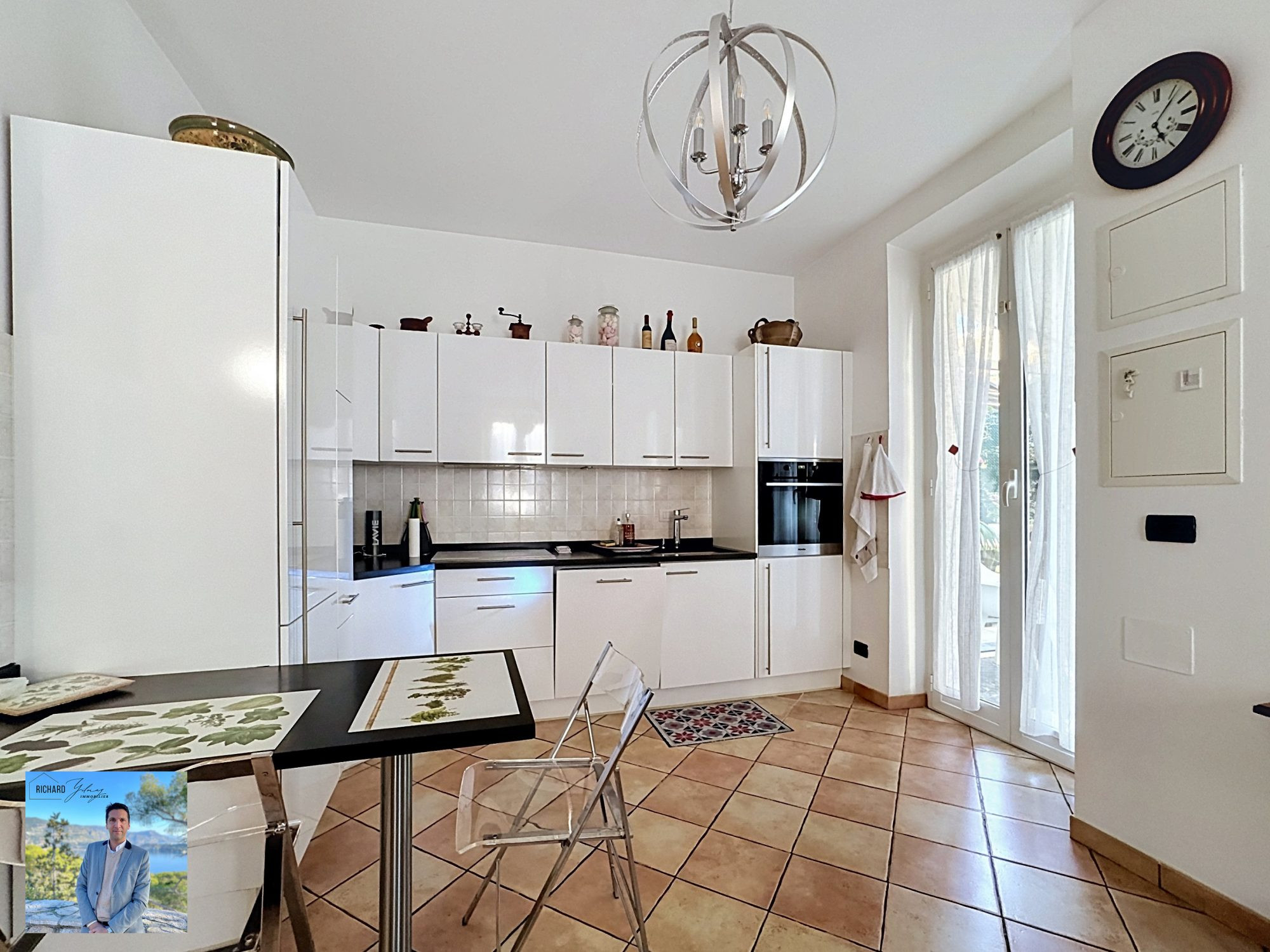 Maison for sale in Nice, 148 m²
