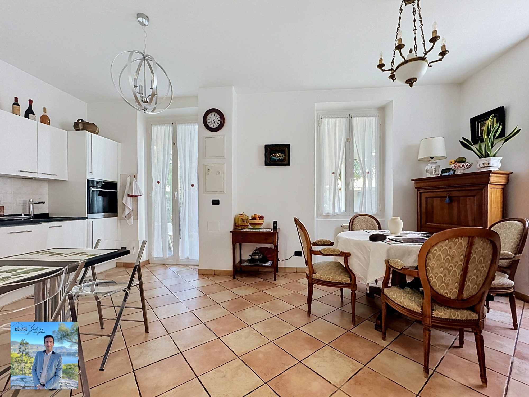Maison for sale in Nice, 148 m²
