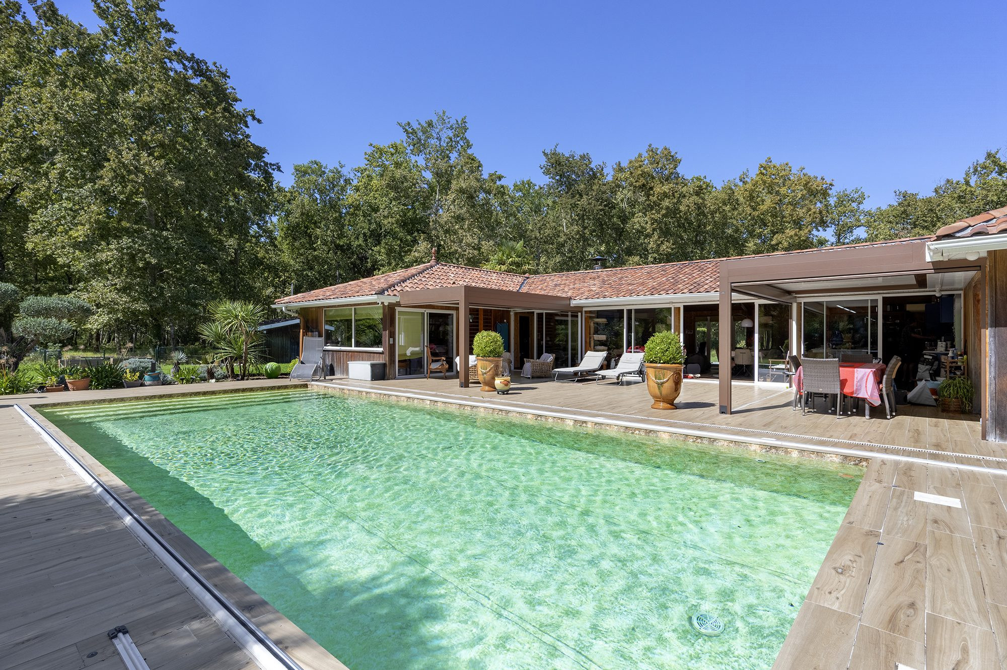 House for sale in Lacanau, 325 m²