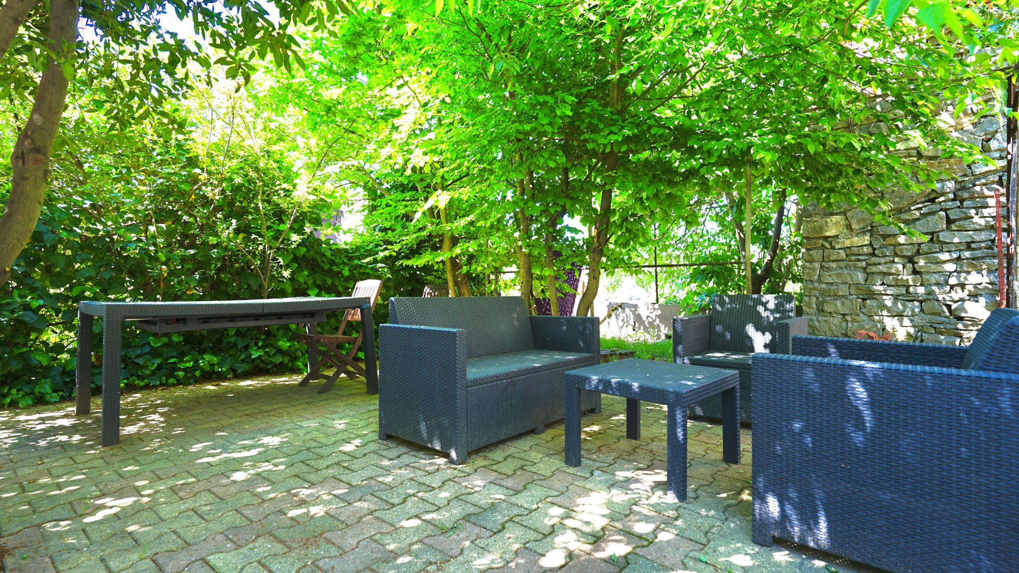 Maison à vendre à Saint-Julien-les-Rosiers, 153 m²