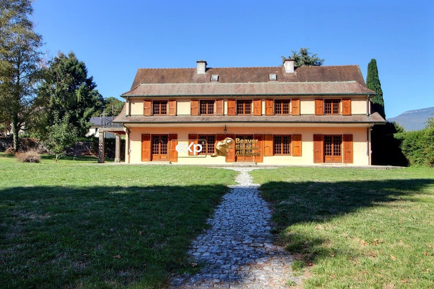 Maison à vendre à Chambéry, 310 m²