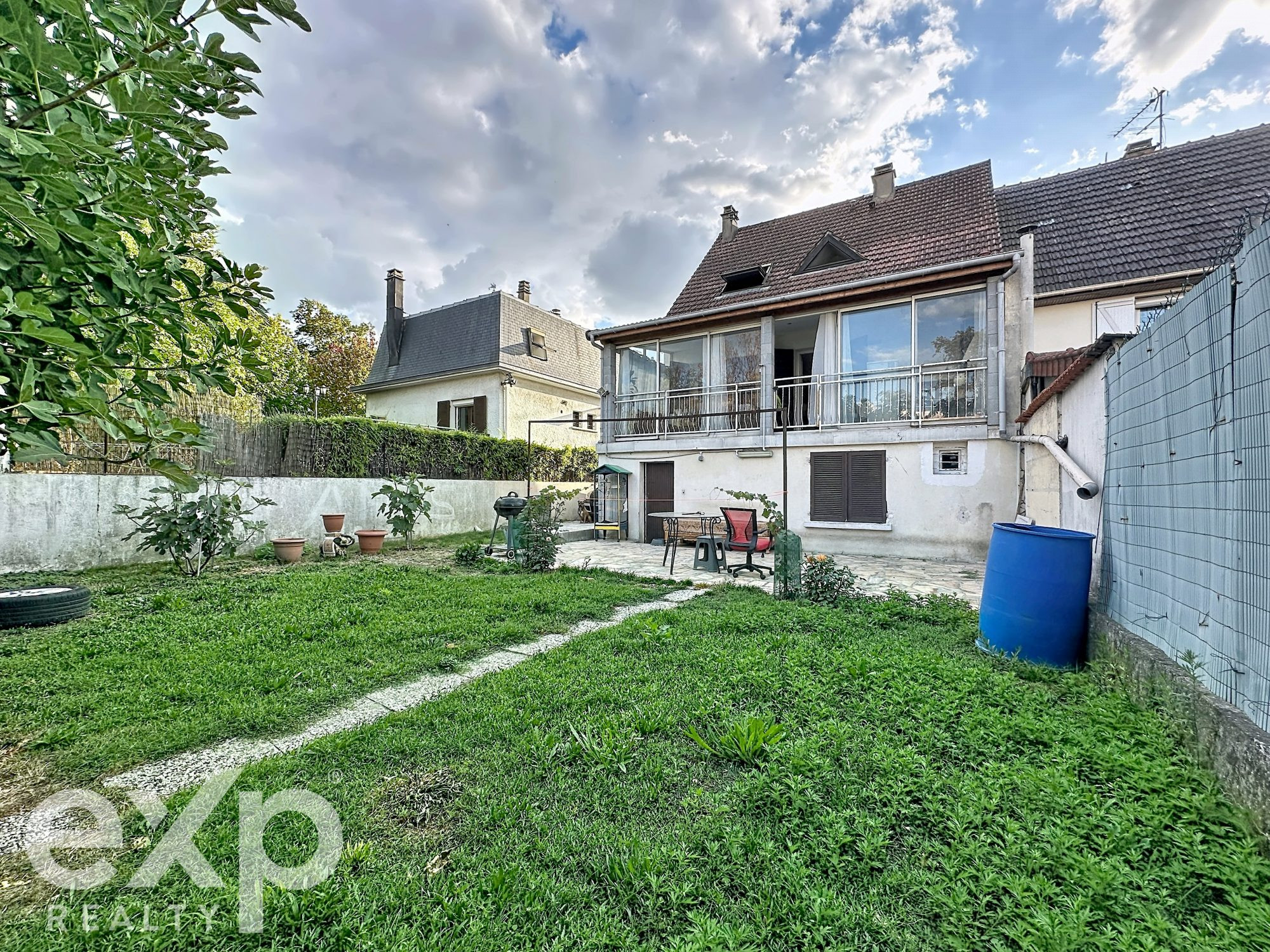 Maison familiale proche parcs