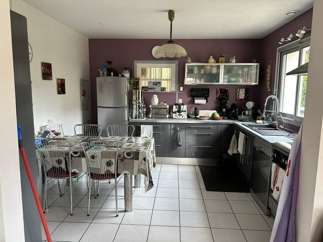 House for sale in Brie, 174 m²