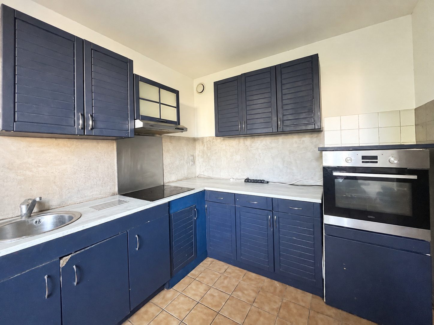 Mitoyenne 1 côté à vendre à Sedan, 84 m²