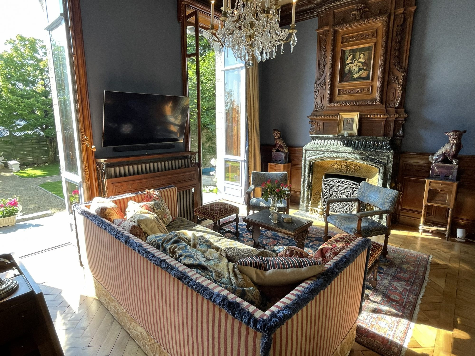 Maison à vendre à Mayenne, 427 m²