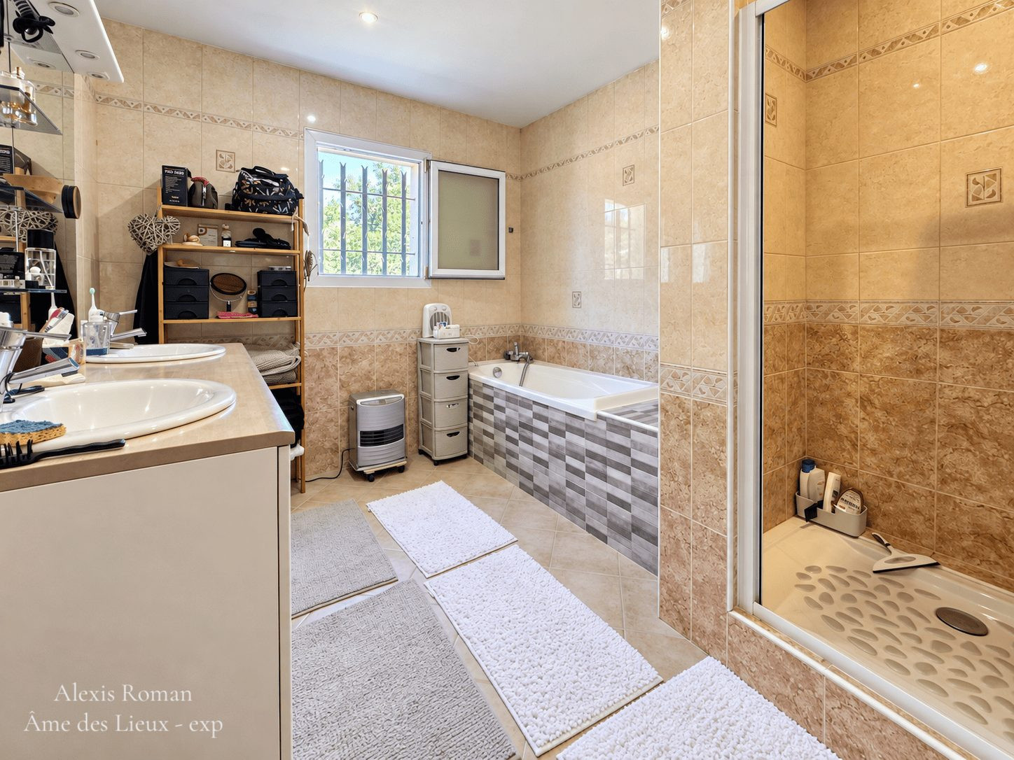 House for sale in Villefranche-de-Lonchat, 147 m²