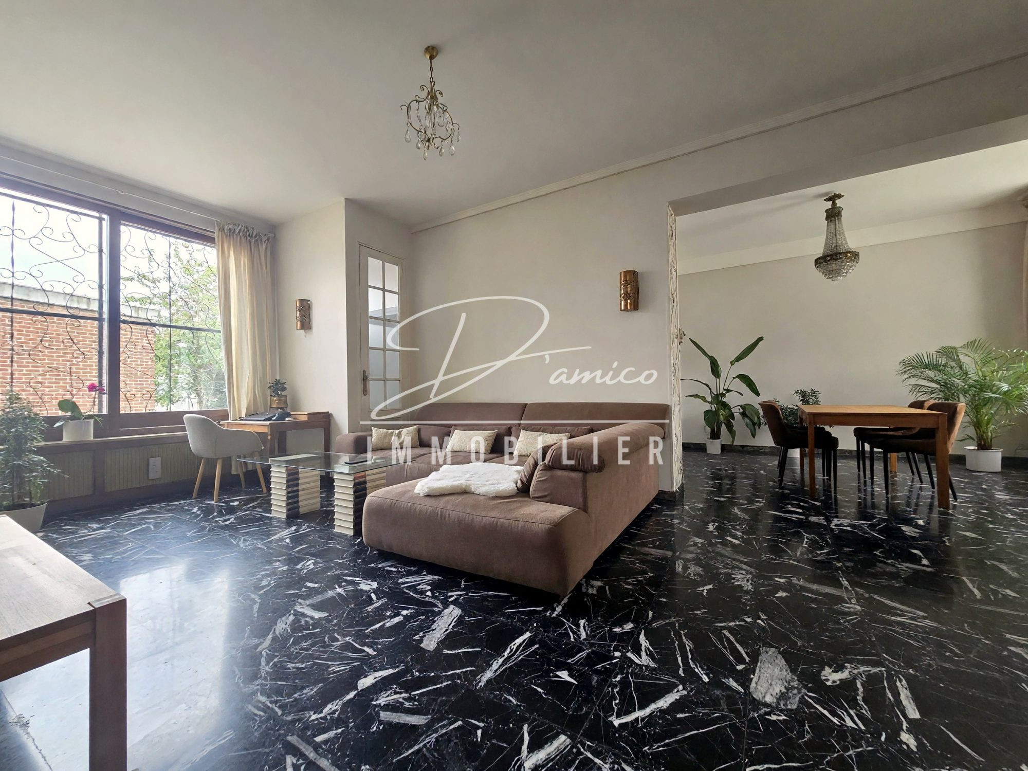 House for sale in Lieu-Saint-Amand, 178 m²