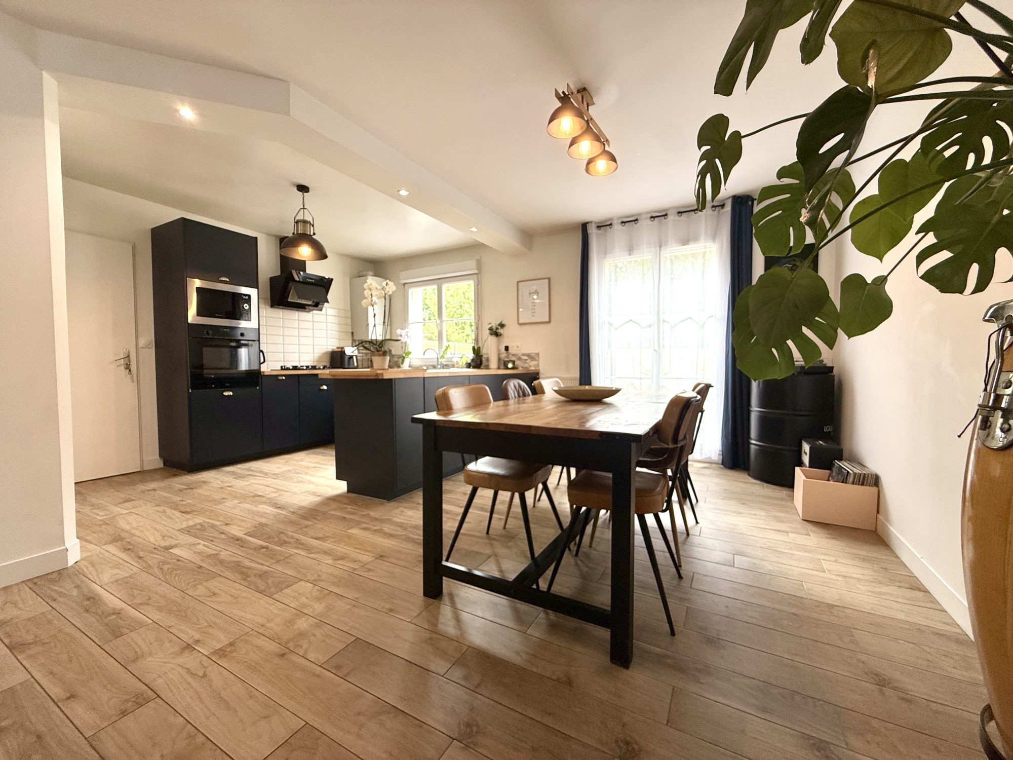 Maison à vendre à Savigny-le-Temple, 82 m²