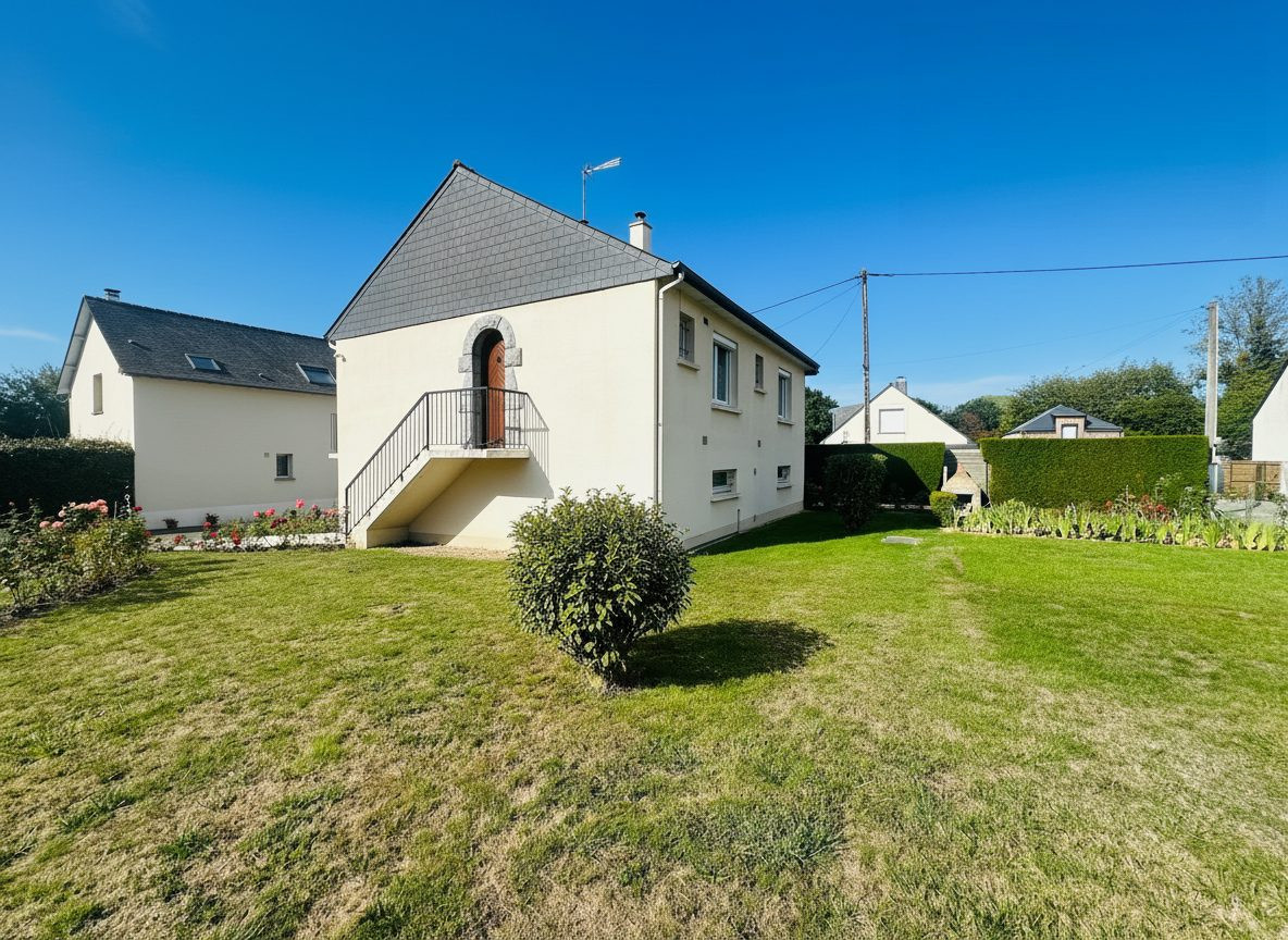 Maison for sale in La Chapelle-des-Fougeretz, 70 m²