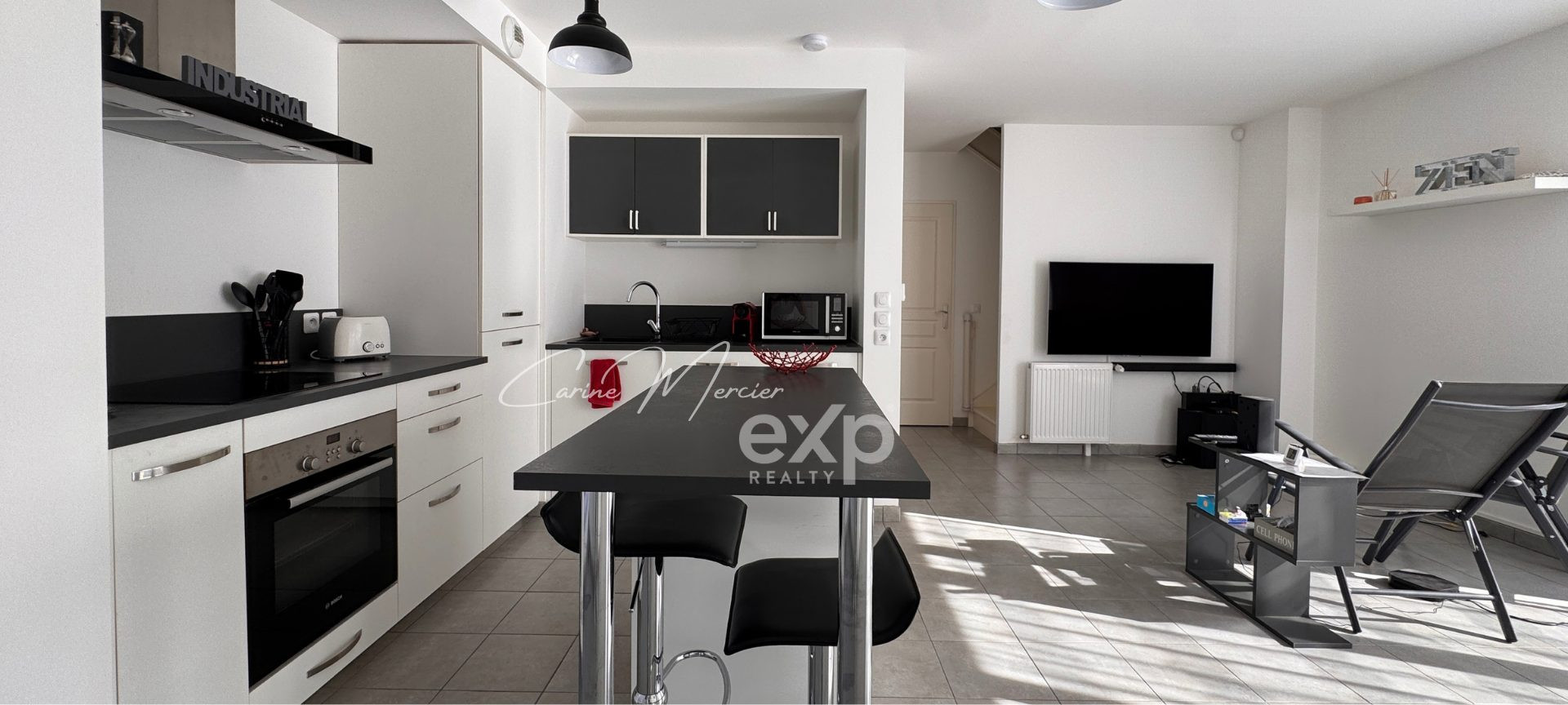 House for sale in La Queue-les-Yvelines, 80 m²