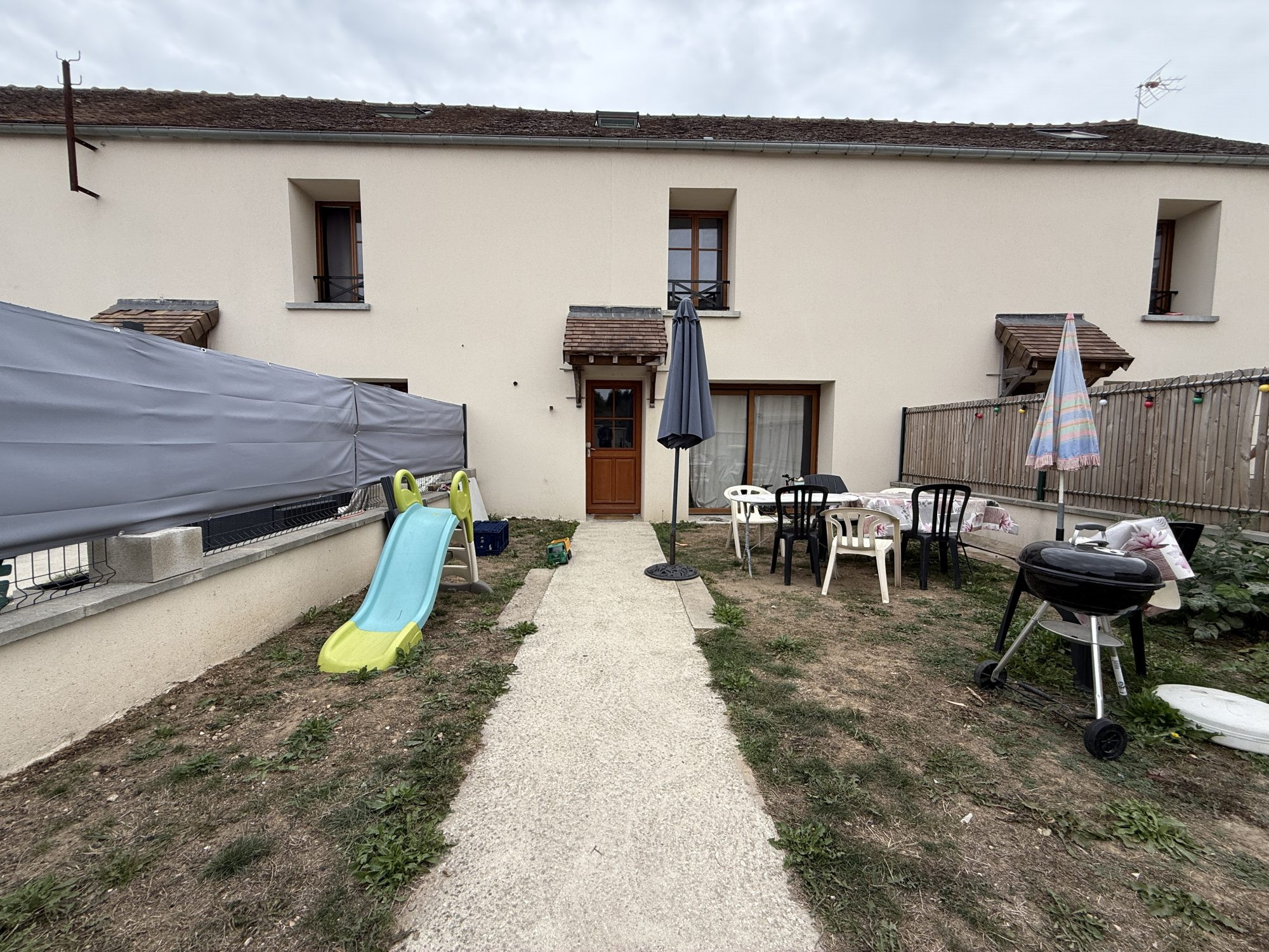 Maison à vendre à Ville-Saint-Jacques, 68 m²