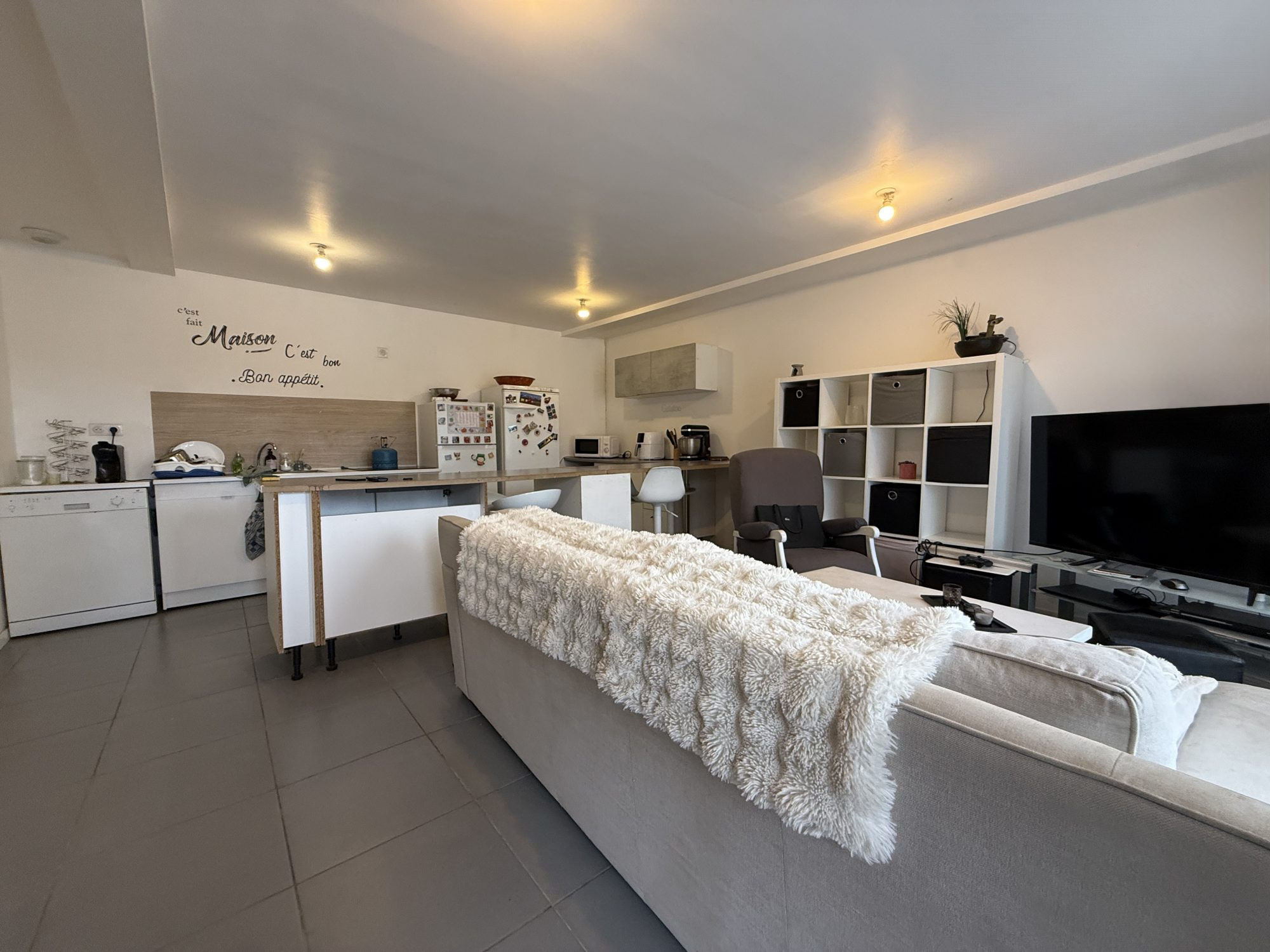 Maison à vendre à Ville-Saint-Jacques, 70 m²