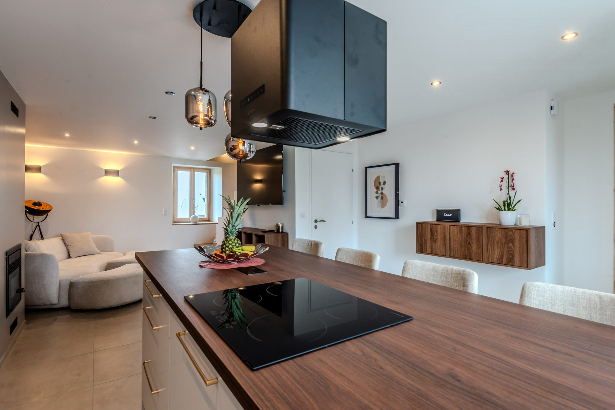 Mitoyenne 1 côté à vendre à Évian-les-Bains, 98 m²