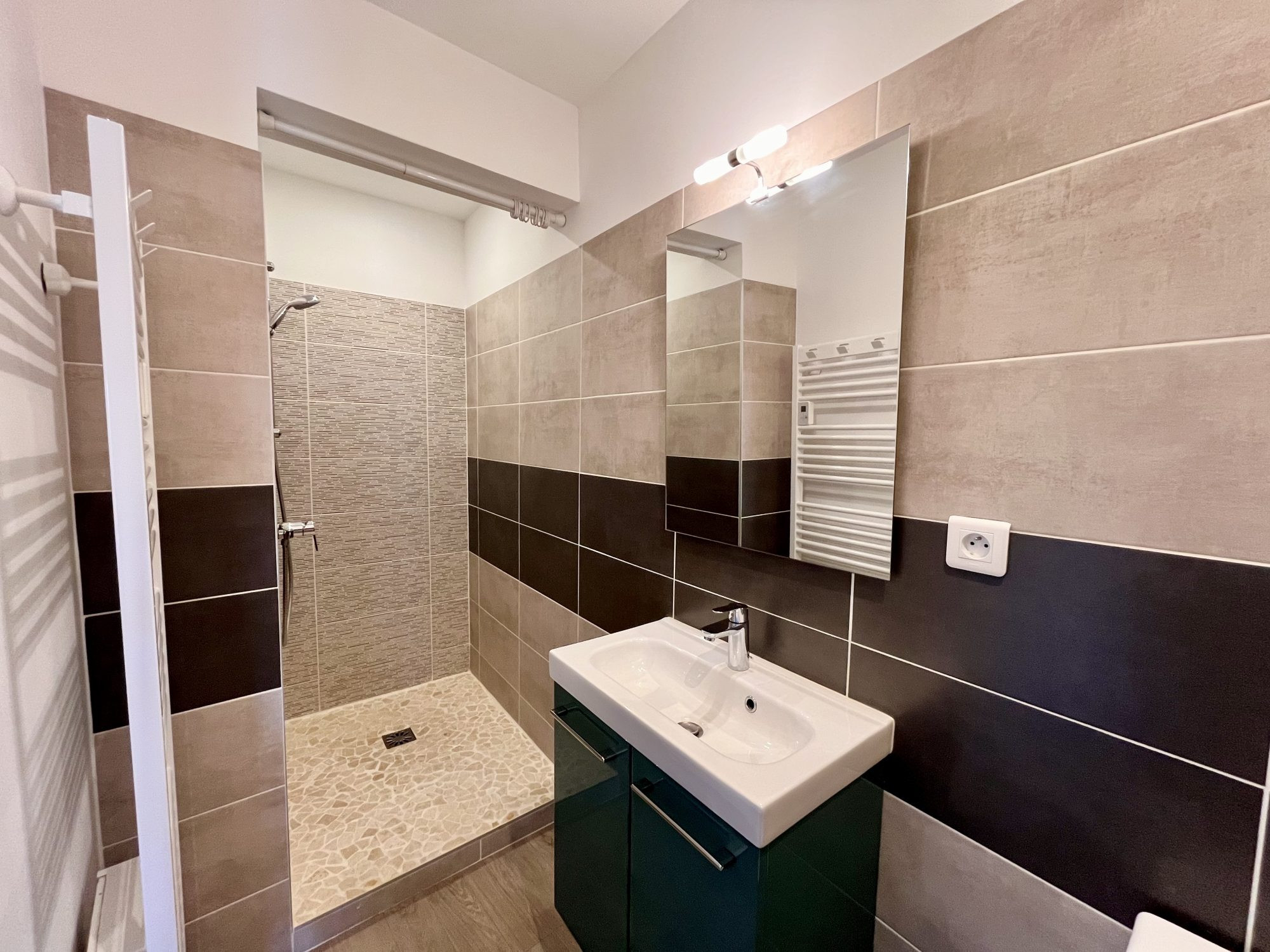 House for sale in Nîmes, 140 m²