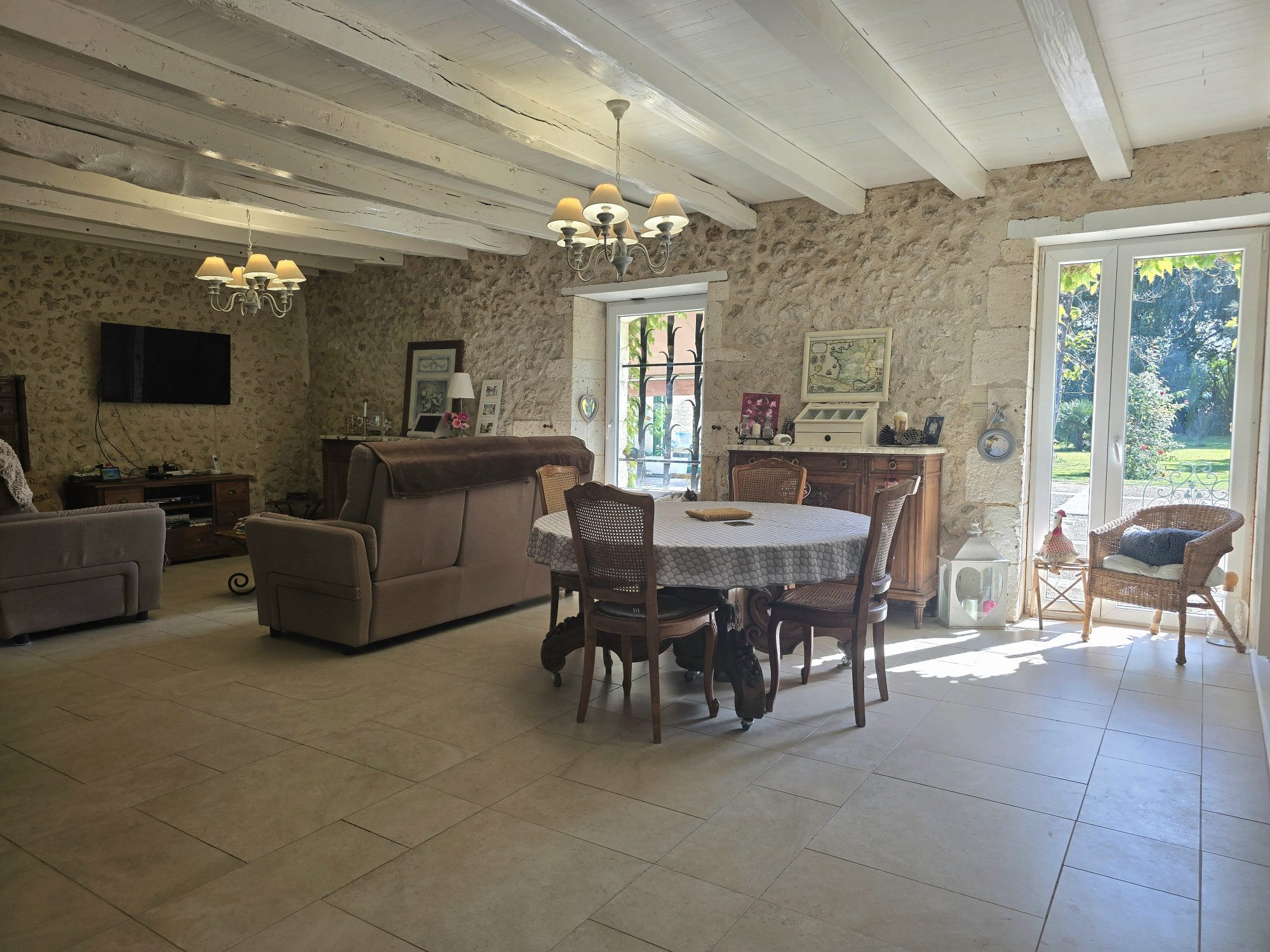 House for sale in Saint-Paul-Lizonne, 175 m²