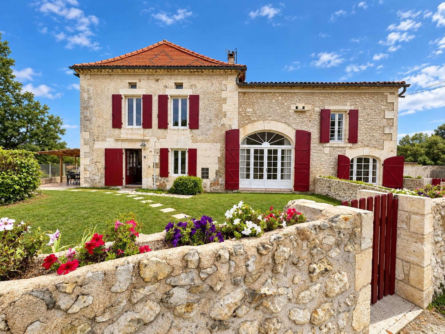 House for sale in Villetoureix, 400 m²