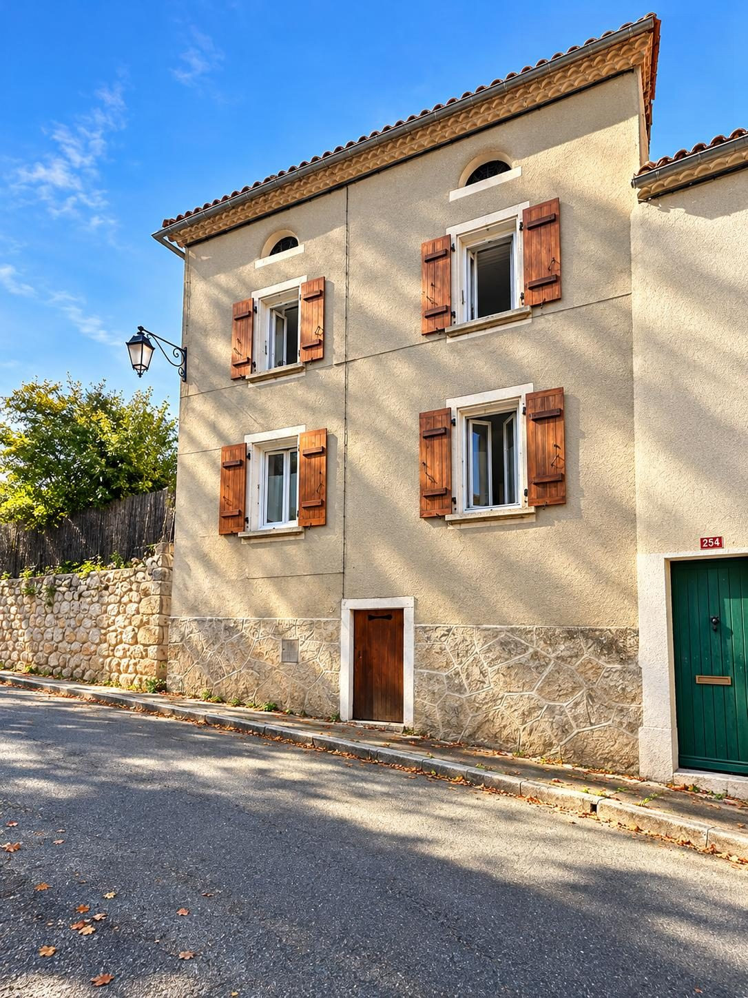 Maison à vendre à Bussière-Badil, 100 m²