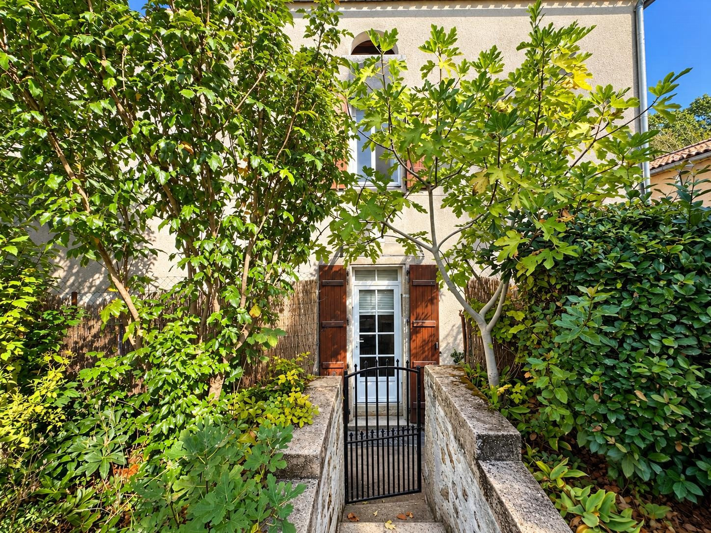 Maison à vendre à Bussière-Badil, 100 m²