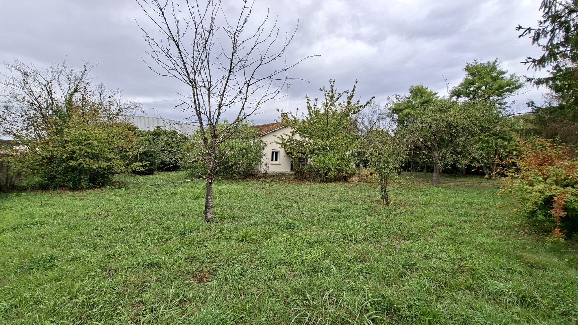 Maison à vendre à Tonnay-Charente, 110 m²