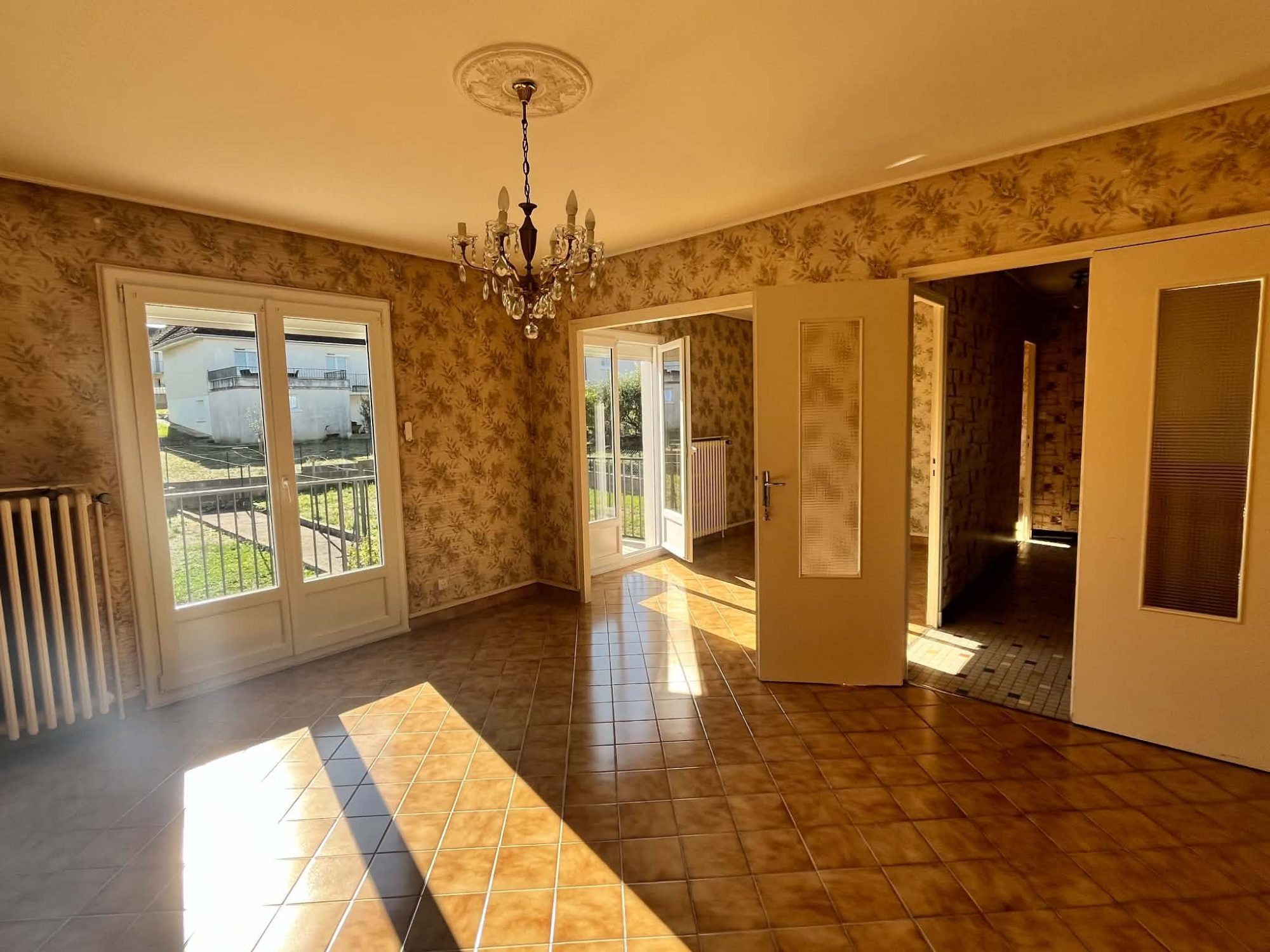 House for sale in Clamecy, 89 m²